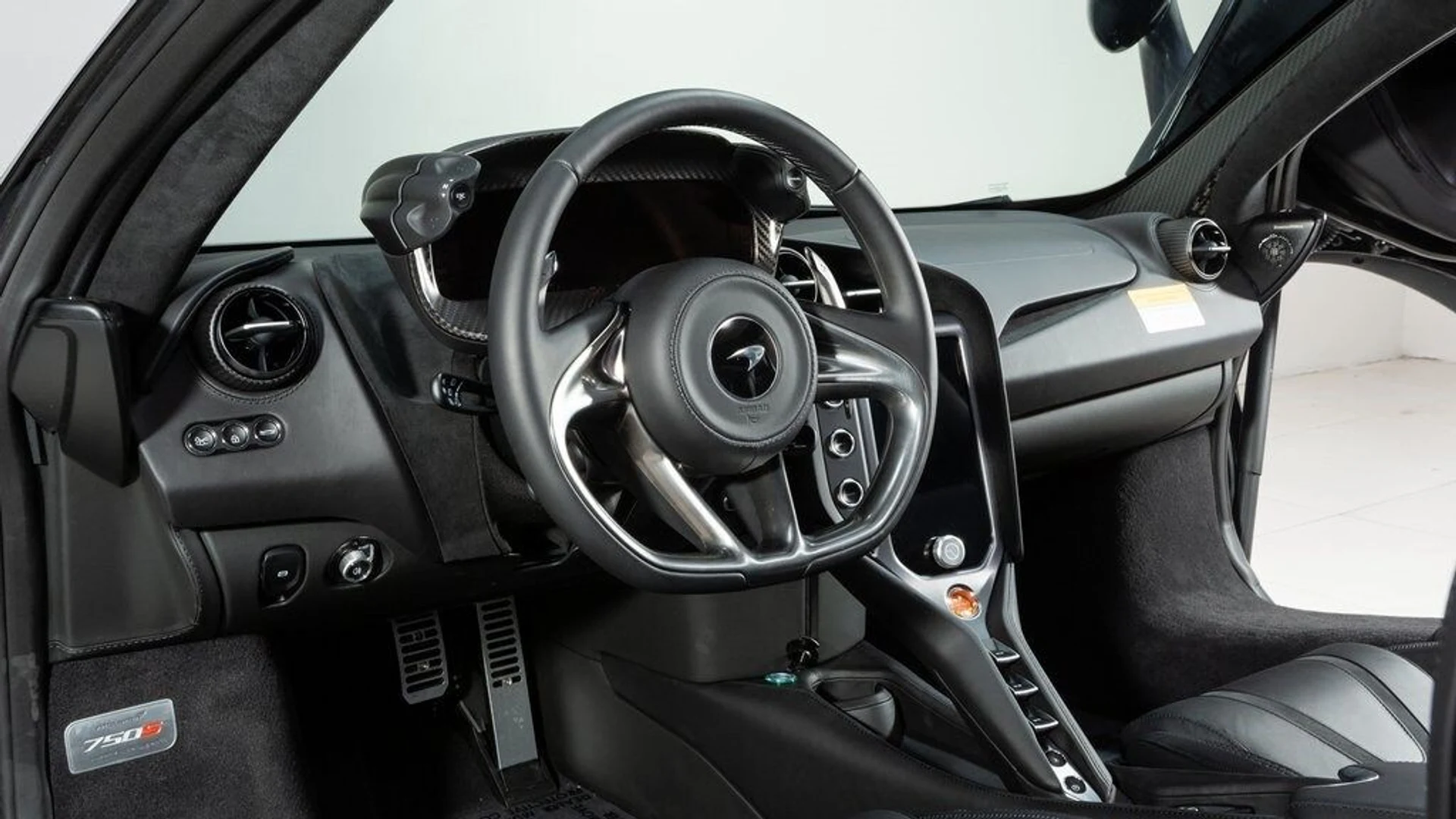 mph010_1507914744_bf68cb1848d281f507ae5b66bc09a903x_69db0bdb03