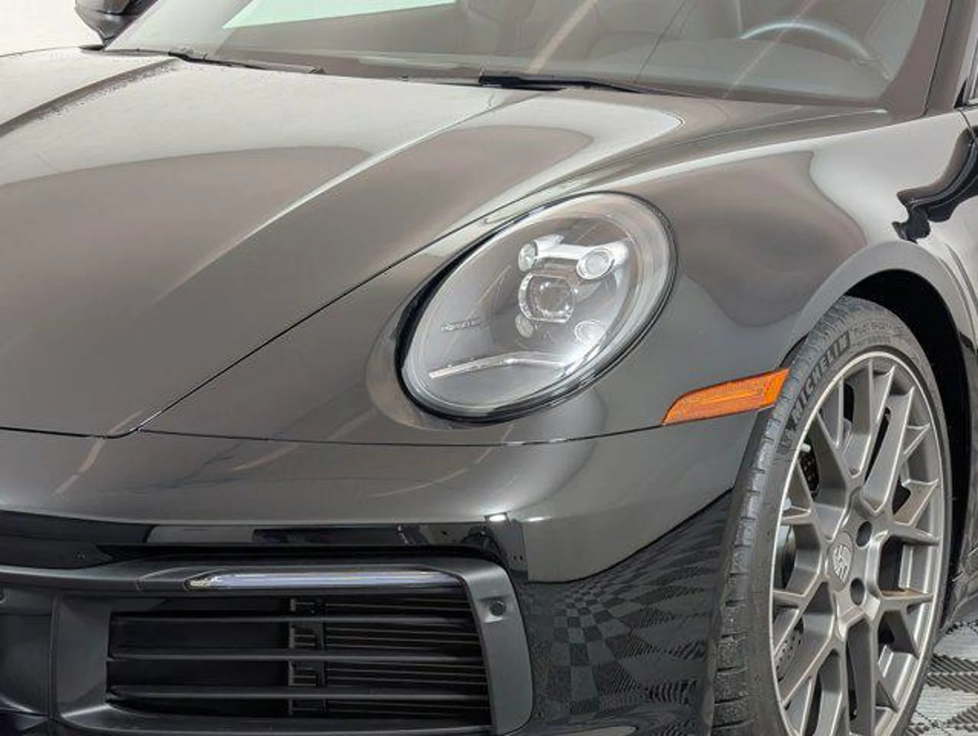 mph010_1515110649_h_vk5w_FPEXV_6_D_Xt_Kw_Sol_MX_Mw4_Gk_a0581b8393