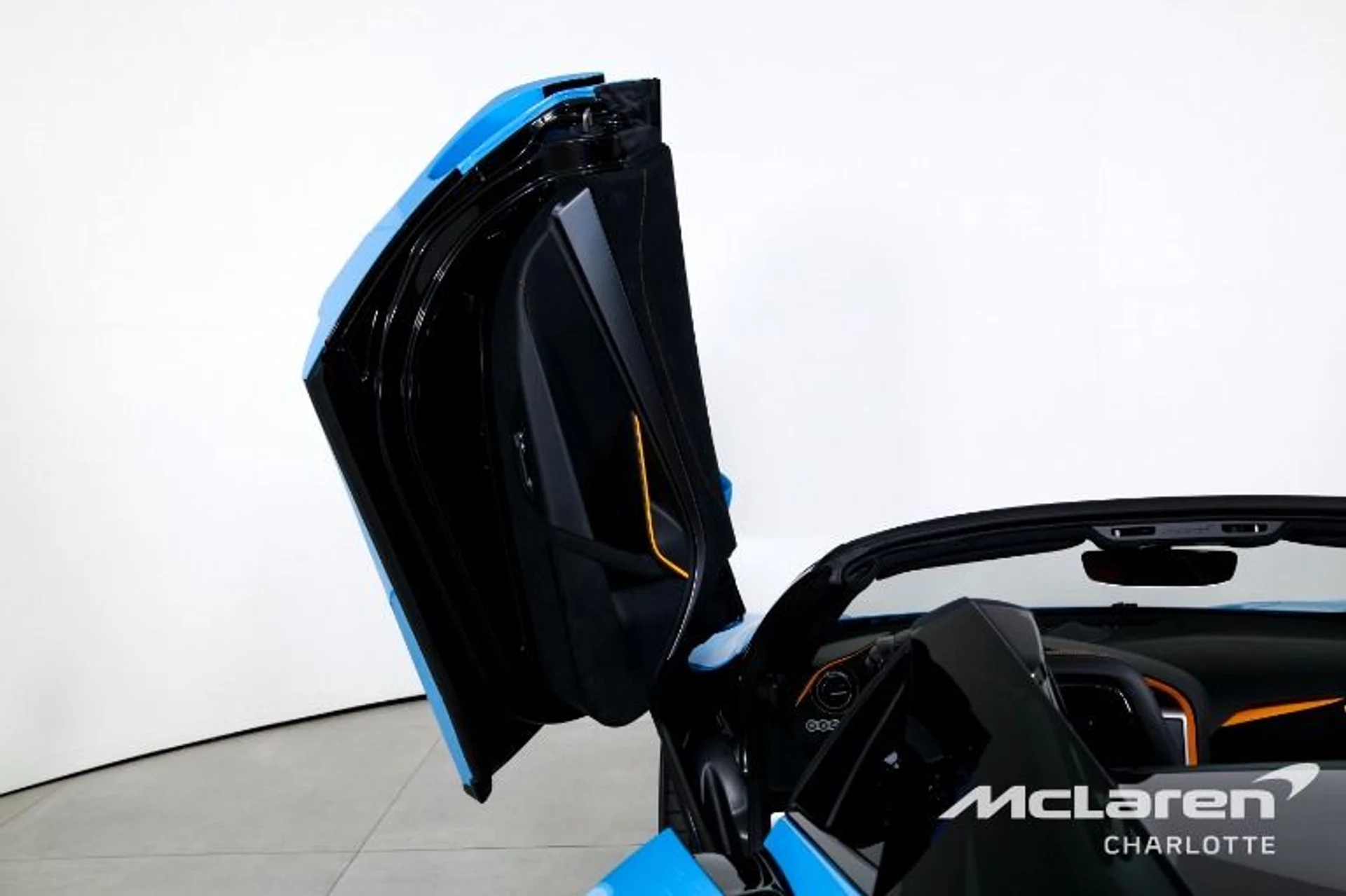 mph010_1517209445_Used_2027_Mc_Laren_750_S_Spider_5f40085345