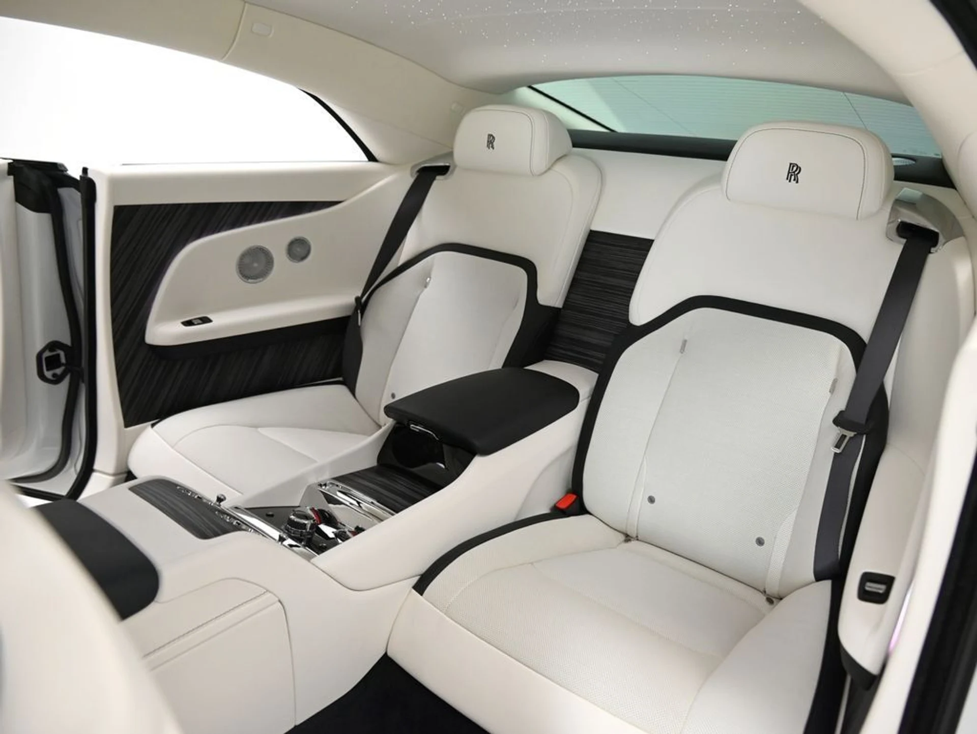 mph010_1518208652_1ba71c7fcfec7a4ce2ea8c99ad35dce9_61bc73c108