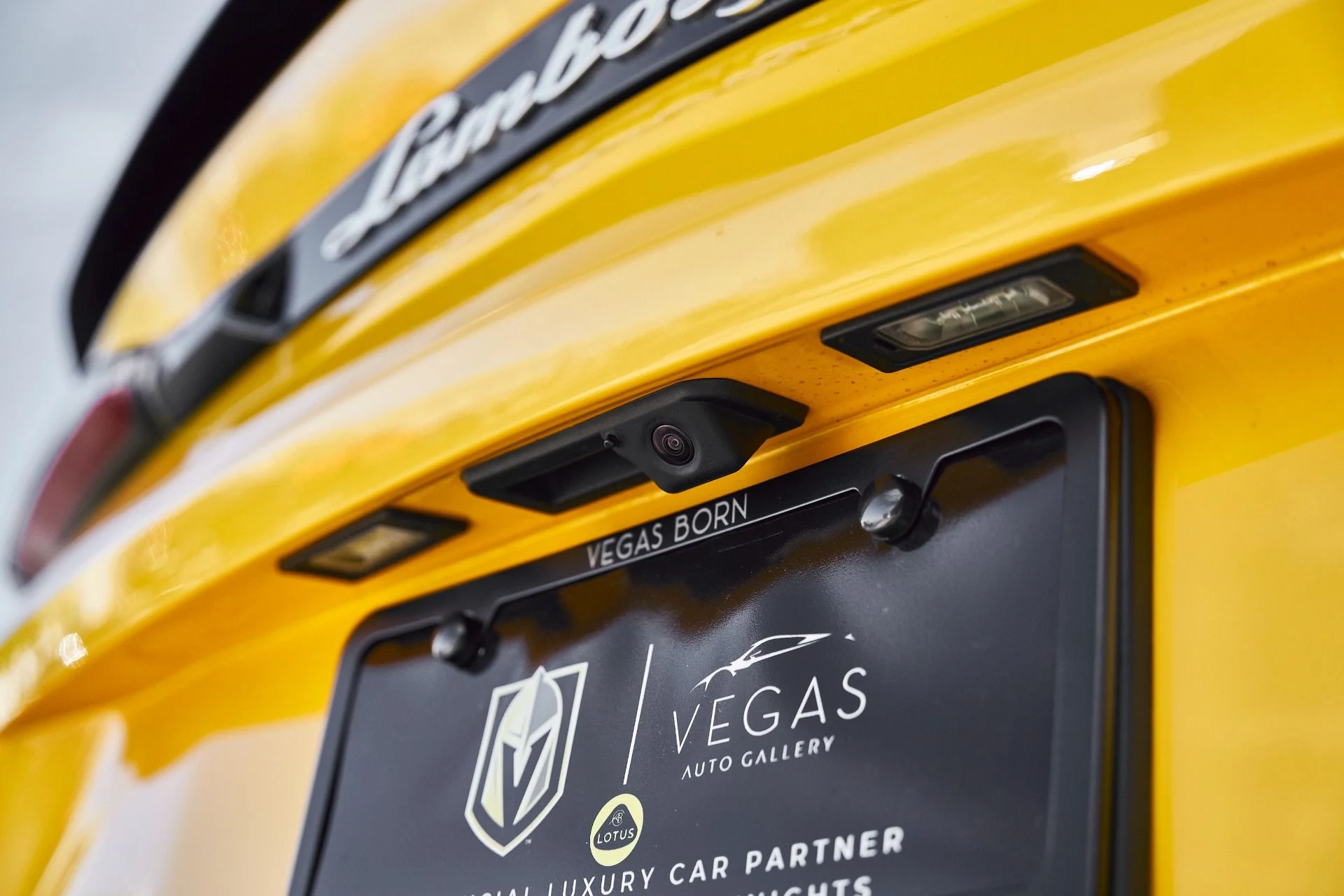 mph010_1523654241_Used_2021_Lamborghini_Urus_Pearl_Capsule_1772843444_2dcfc3ddea