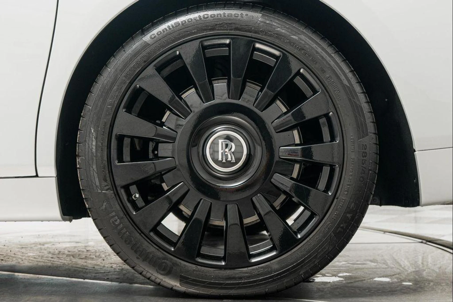 mph010_1526653197_T5i_G_Dv_Z_Zma_r_HF_Cov_Y4fp_YM_Hx0_27b205215a