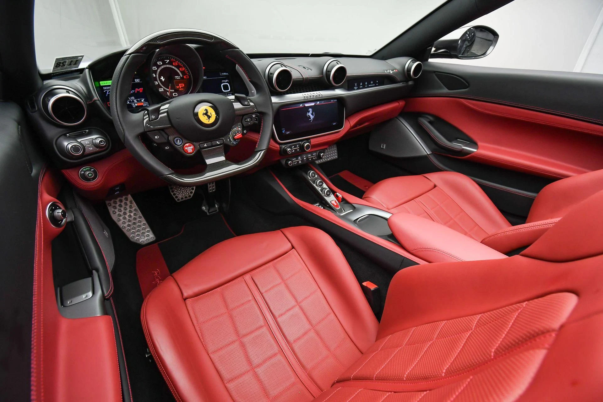 mph010_1528731182_Used_2023_Ferrari_Portofino_M_1757454310_6b0d3b0fae