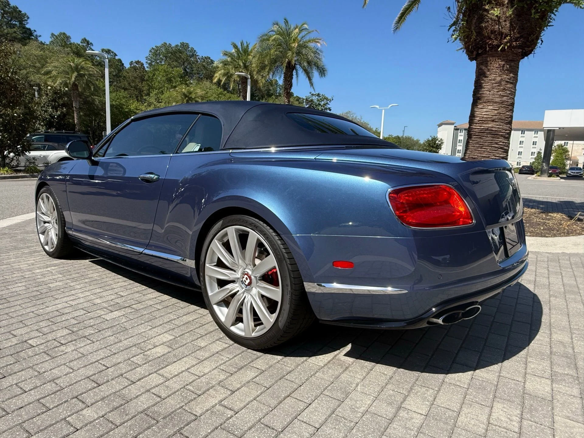 mph010_1529670573_89c517ef79234c29a84e4ecb4c6d9242_e72781c7e1