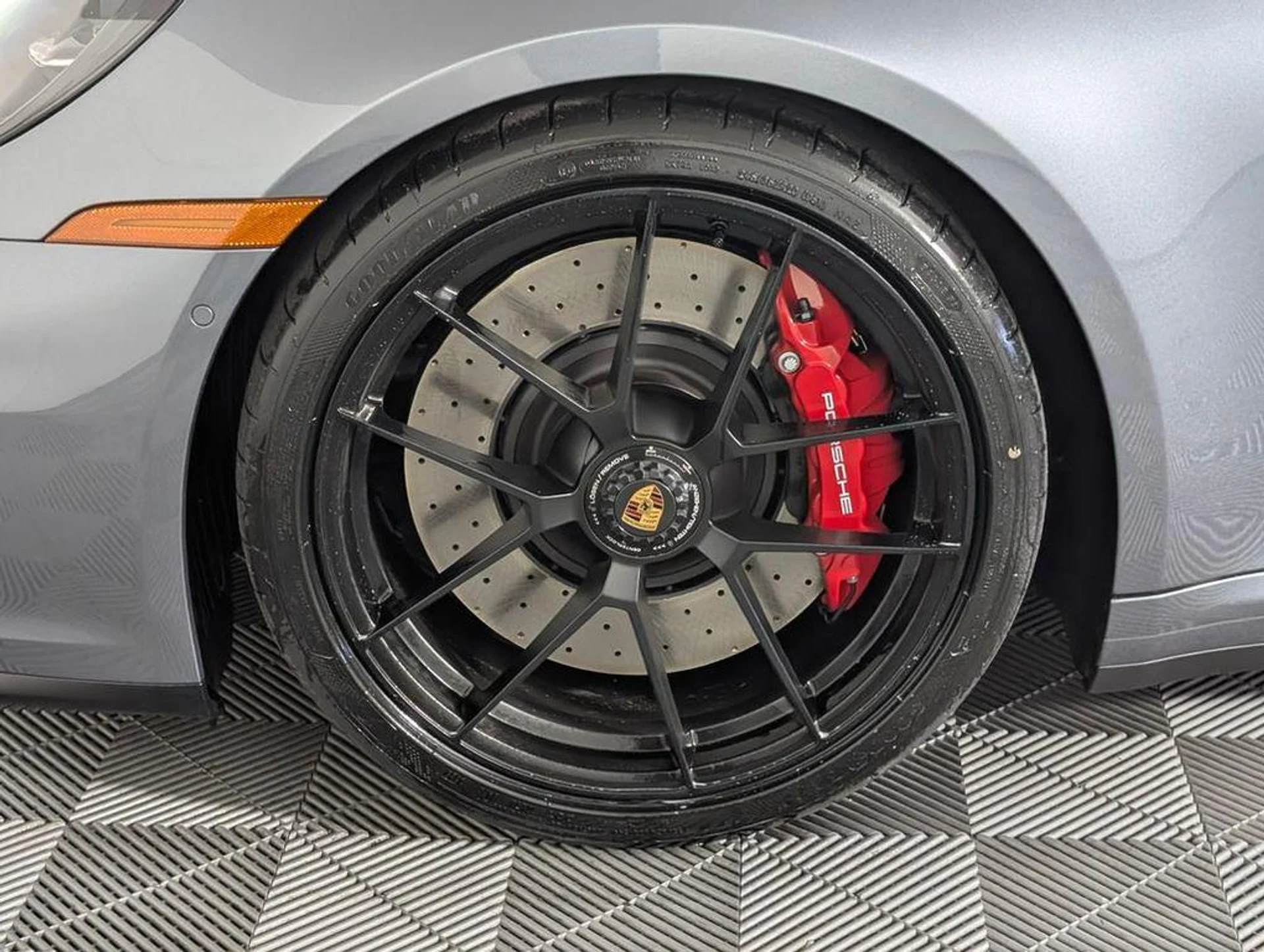 mph010_1531680994_P4_M_Lnv_RS_Fn_I_i_a_Lfzat_W0zg_fd8ed161ec