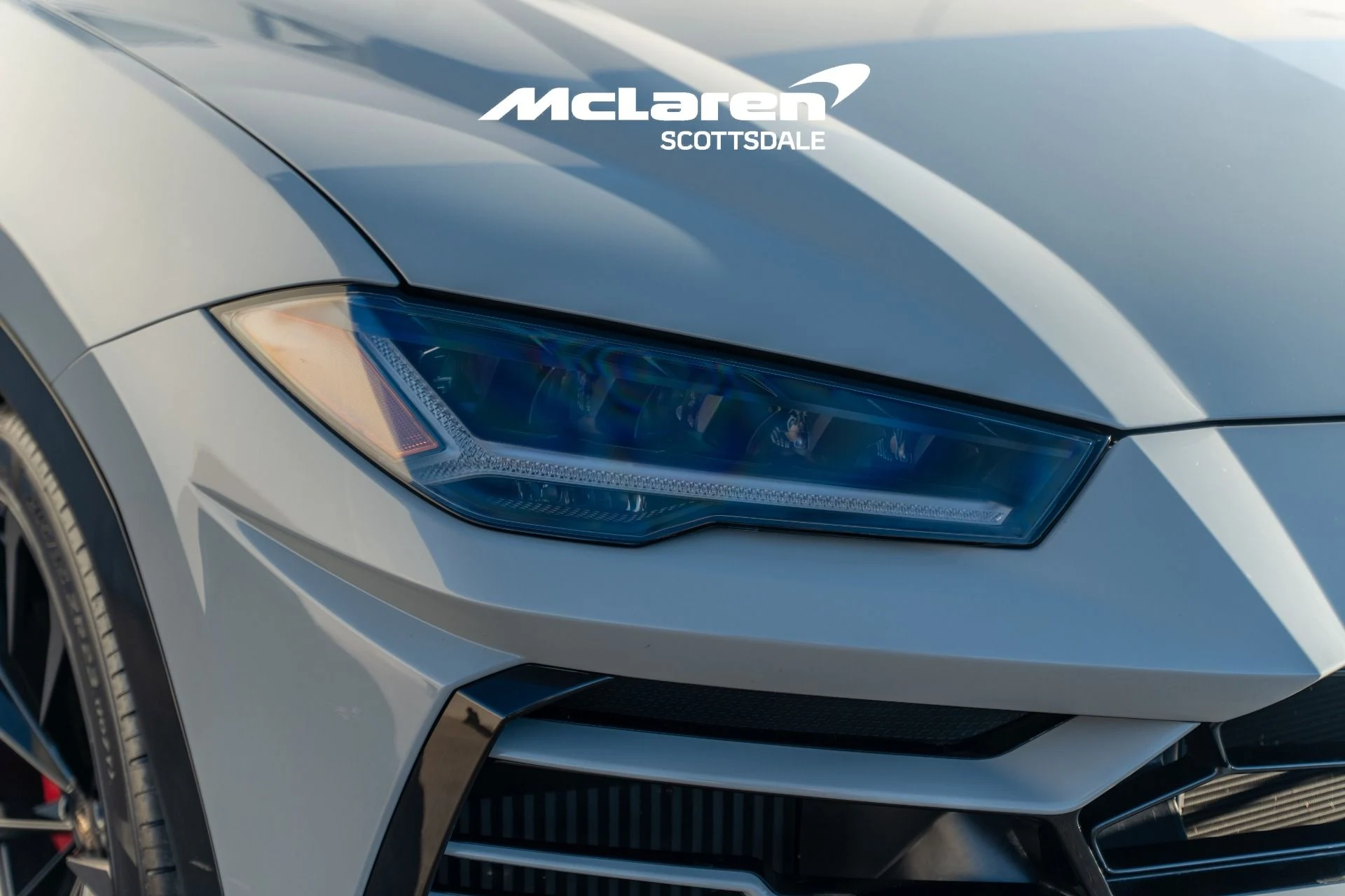 mph010_1541605371_Used_2021_LAMBORGHINI_URUS_1765671220_8d0973639b