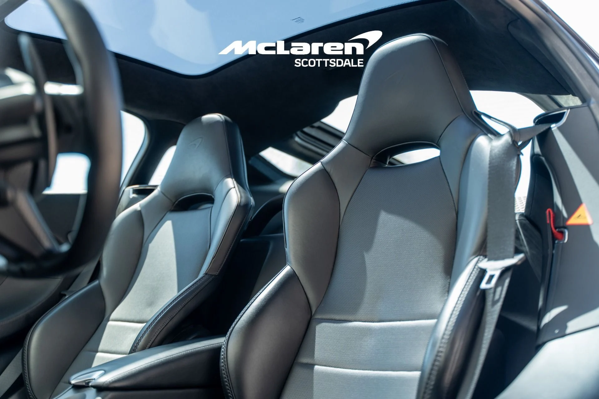 mph010_1545763067_Used_2023_MCLAREN_GT_1775925020_acf9bd9c03