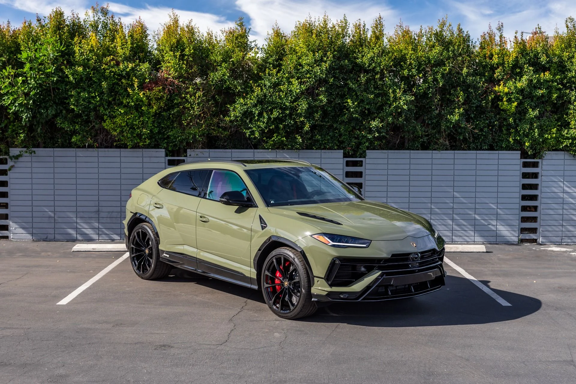 mph010_1546011734_Used_2023_Lamborghini_Urus_S_1764103574_2dfada18a4