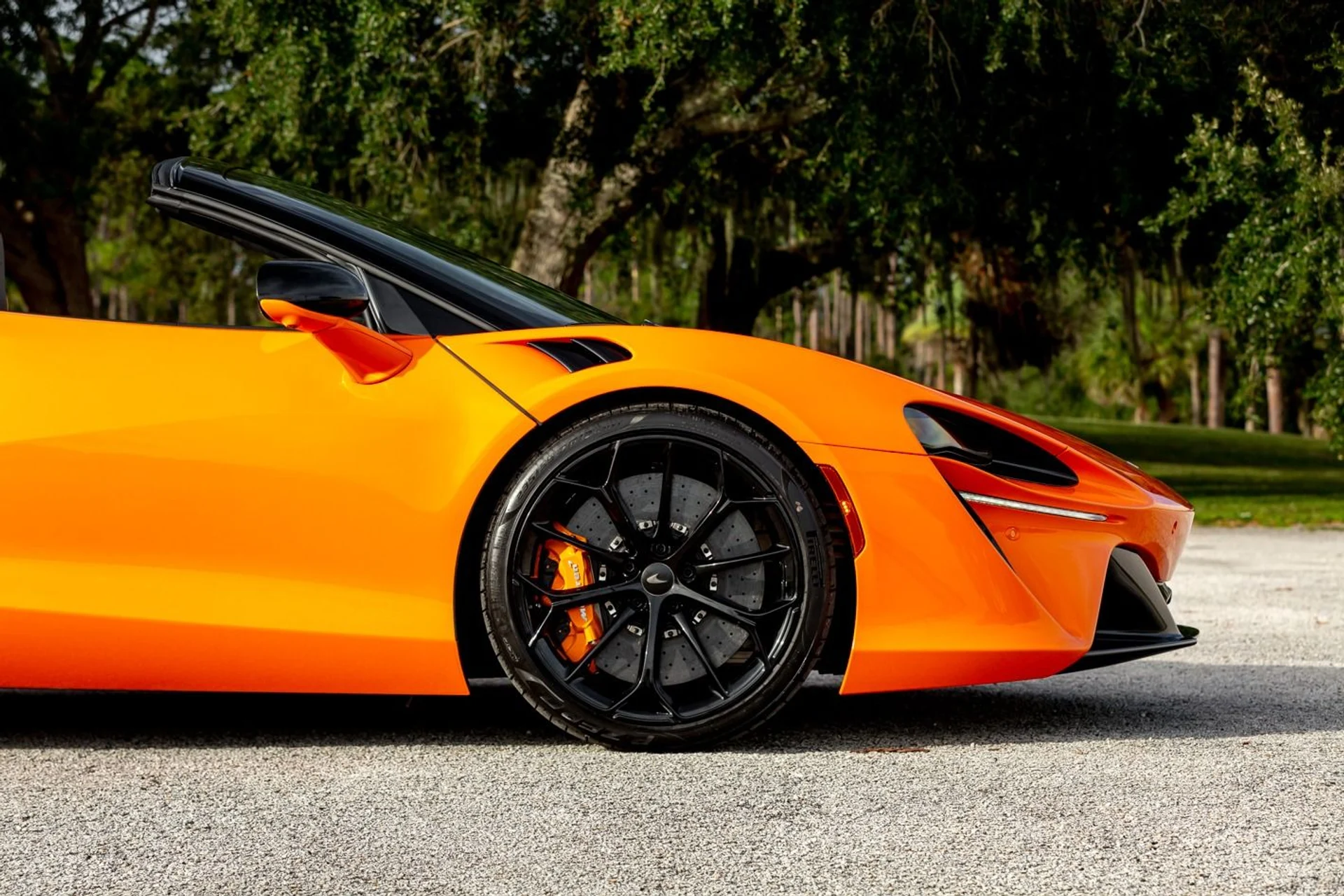 mph010_155035144_457_p11_l_3795c78ac1