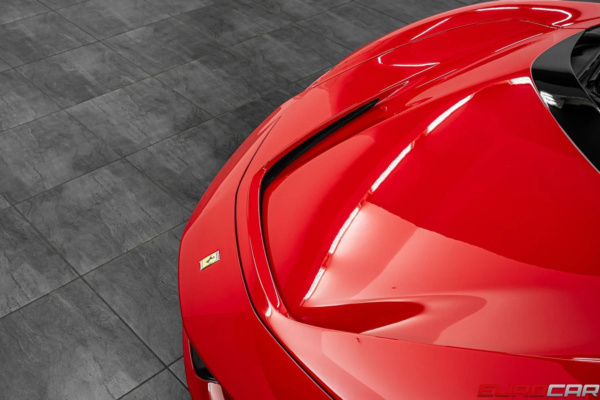 mph010_155631385_31712fad_dbd6_40f6_9252_5870ddd5e88c_a57294e1d0