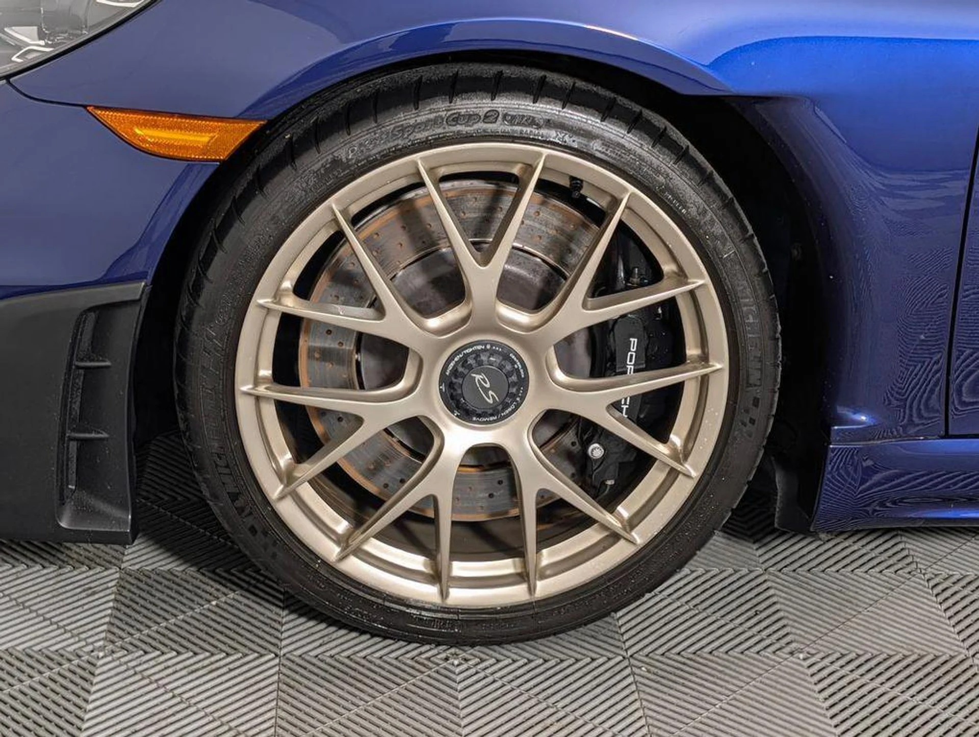 mph010_1558967252_s7mc_Cig5w_P_Ura_Q_Qd_Q4wc_X62_Ot_FE_9e6b0b8fb5