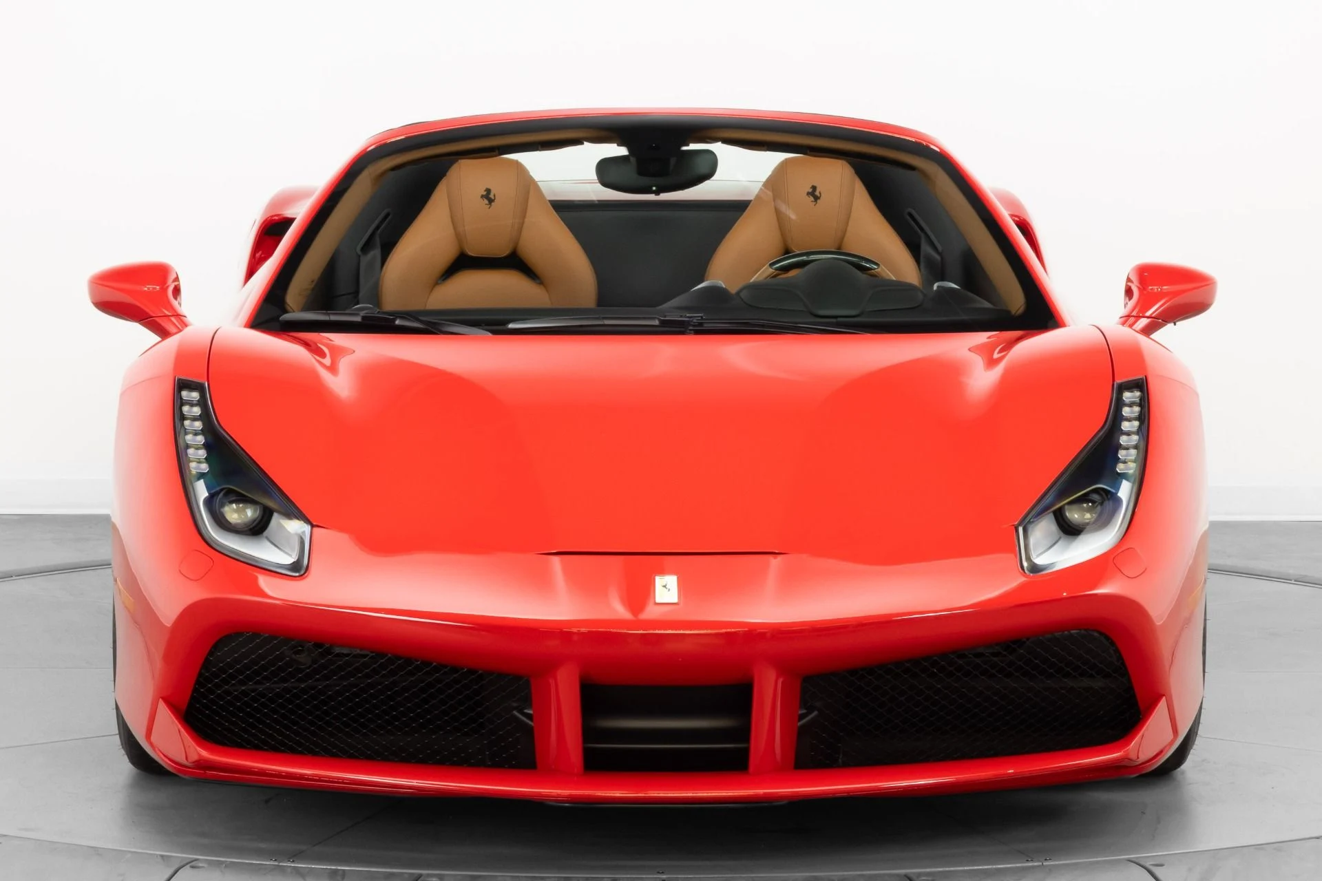 mph010_1561741178_Used_2019_Ferrari_488_Spider_1787231081_8cef67e702