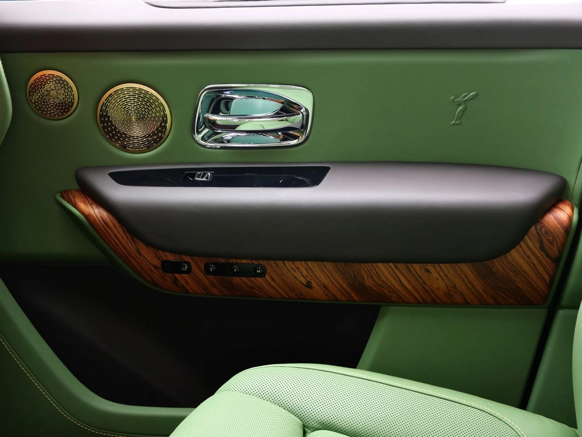 mph010_1568747792_d3bf48ba4ce97100cae4a0d90d897dfbx_97a74bcbb4