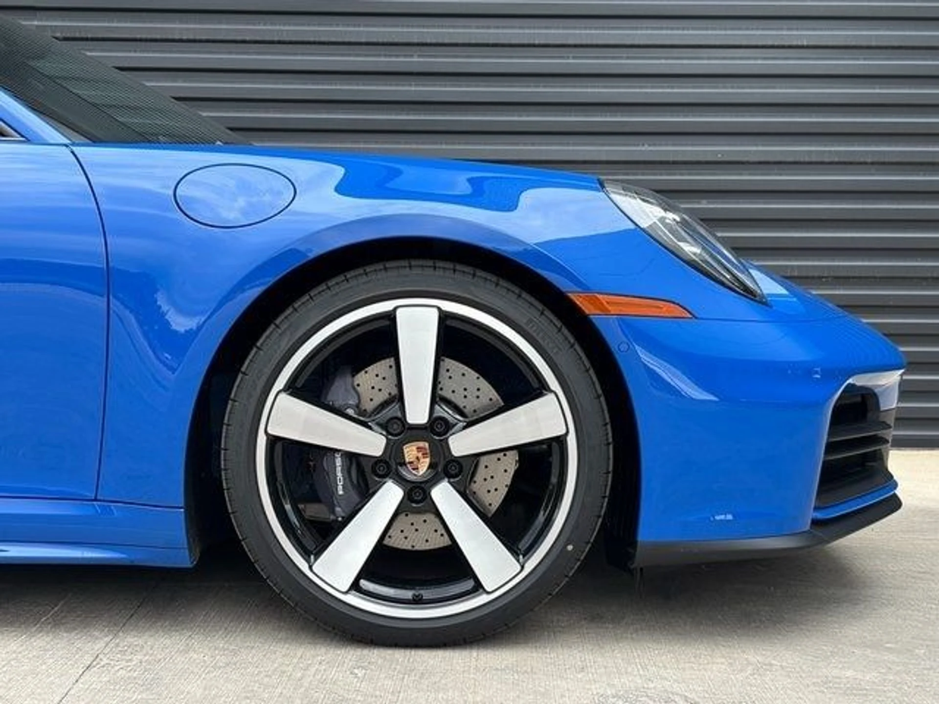 mph010_1573272553_cd9a4a1846c7084c265c175979a64af1x_202bde6a0e