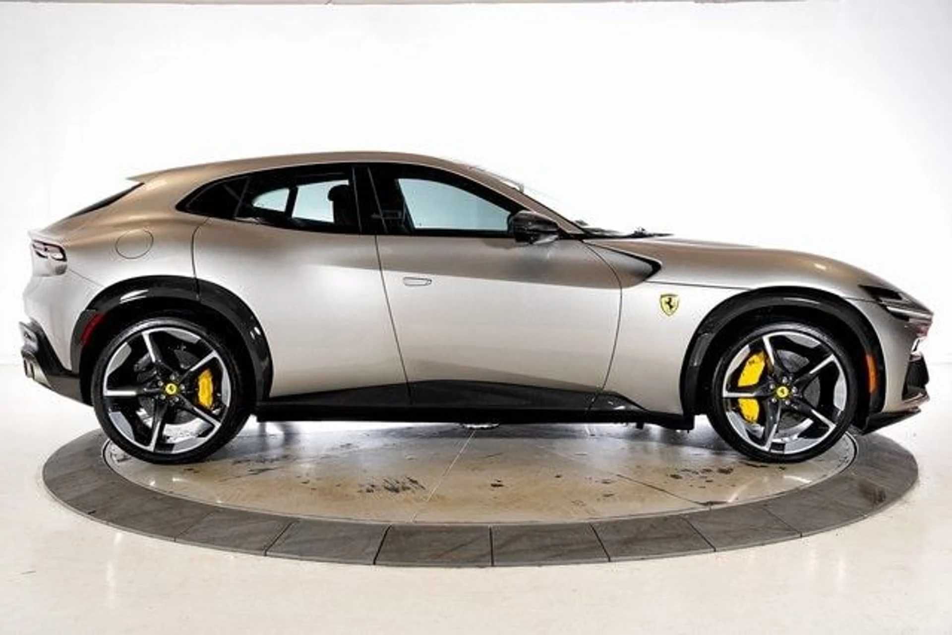 mph010_1575034404_939d2f27431b6f08f602950530ad595ax_dc185eb181