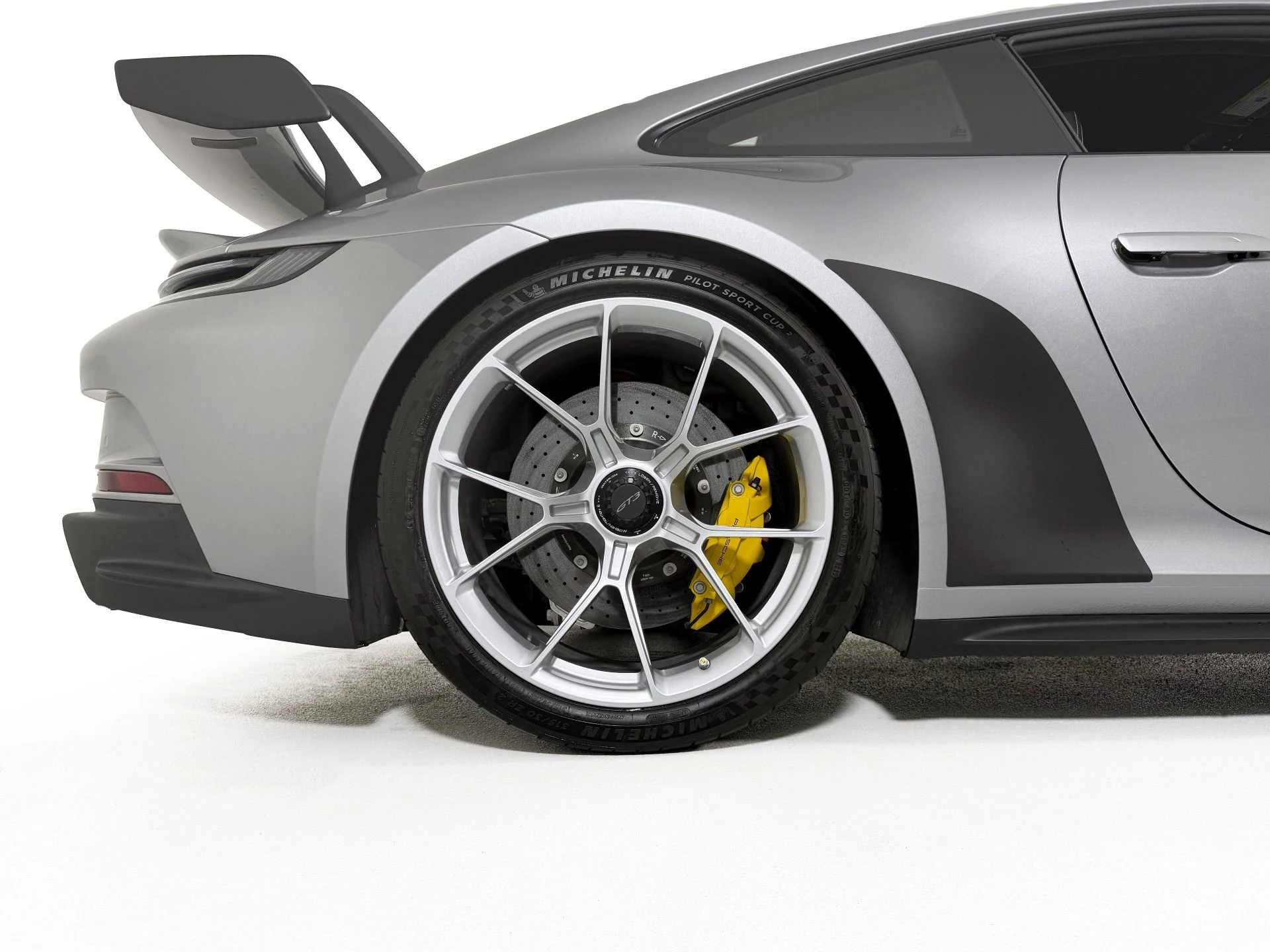 mph010_1575428431_Used_2022_Porsche_911_GT_3_1757014218_55bf919e7a