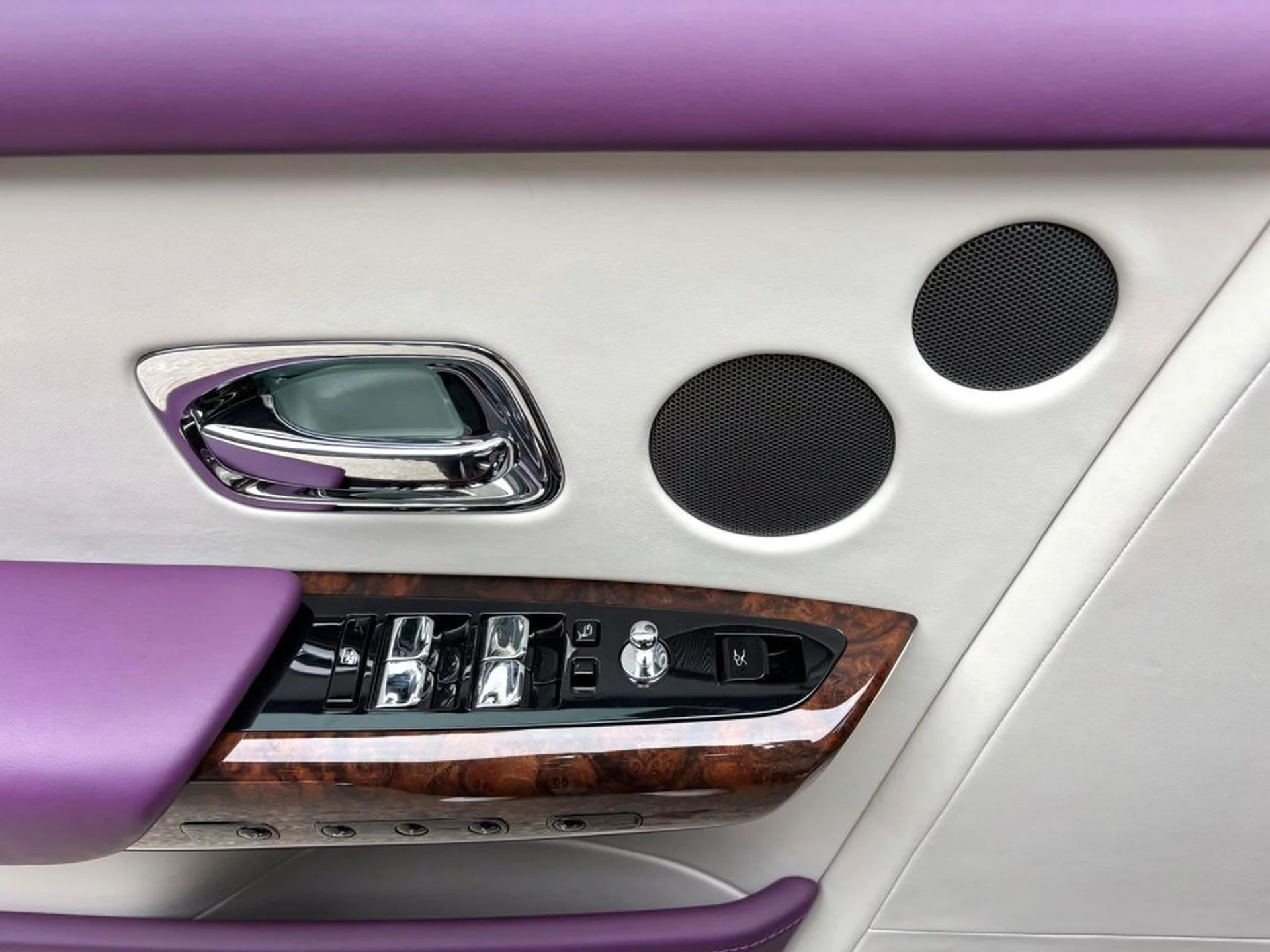 mph010_1578074788_0c1a43f973574db3301bd3f880f9bf86x_7f03efa7d8