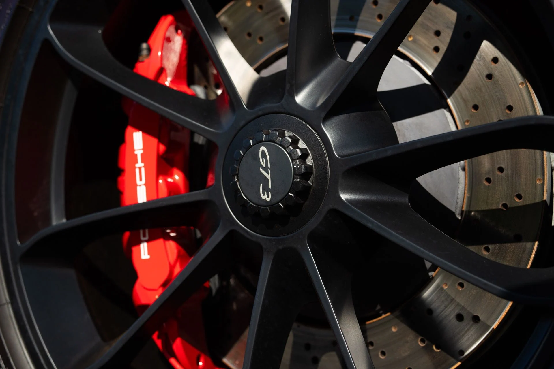 mph010_158619228_Used_2018_Porsche_911_GT_3_1755032810_3f719bcf7a