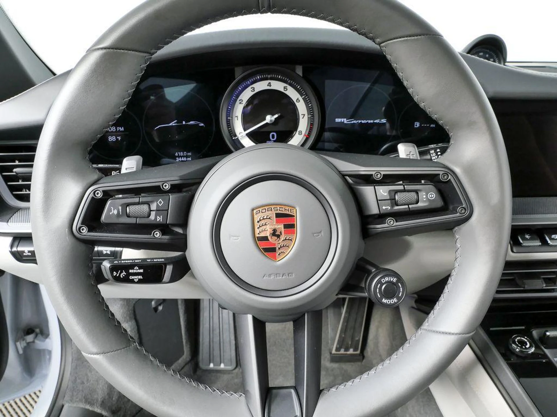 mph010_159081143_9z_K_Ka_RZ_11levg_P_Fkk_AVIDBV_98_UI_e1f71791a4