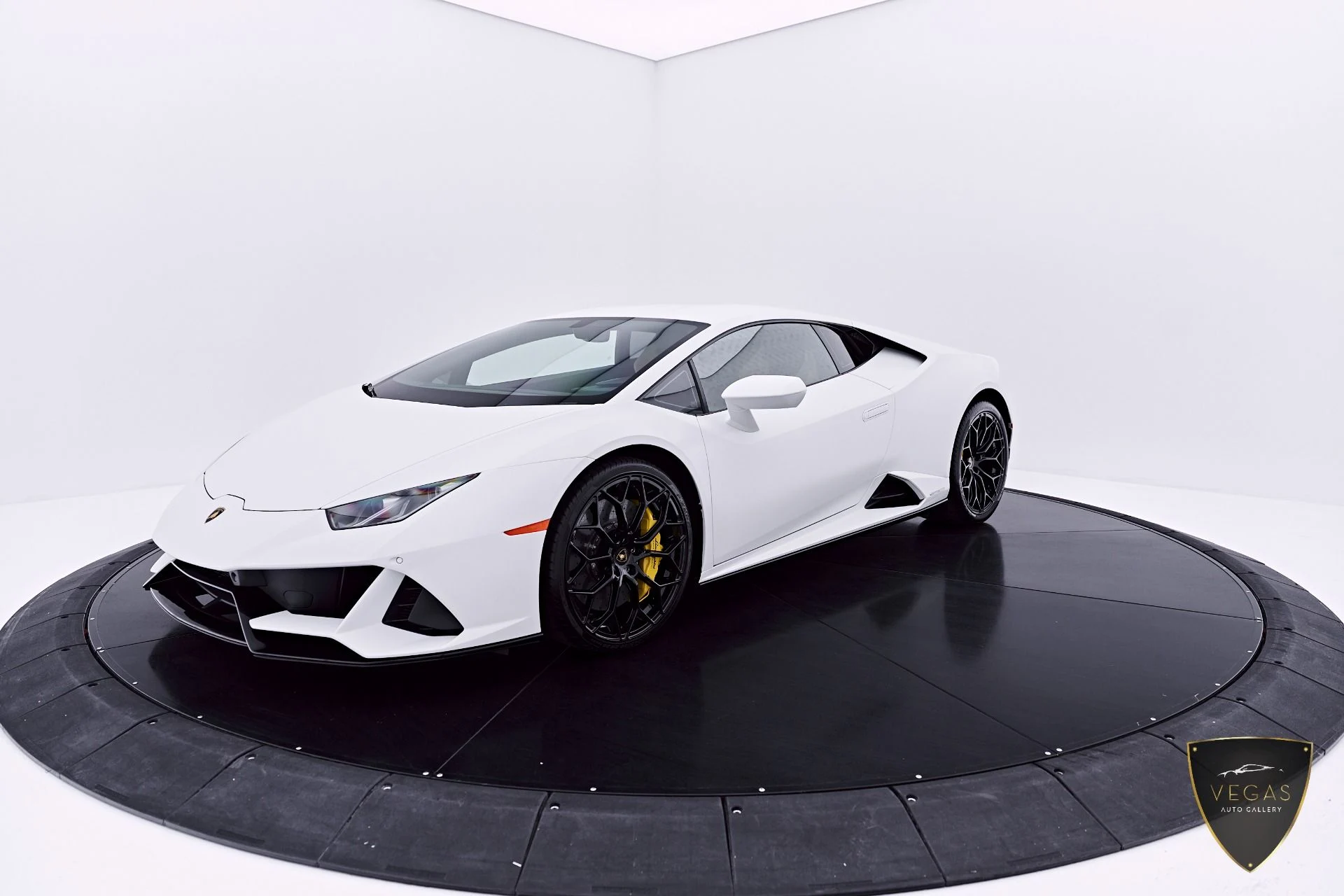 mph010_1602683941_Used_2022_Lamborghini_Huracan_EVO_Base_1782344252_0a77ad16ae