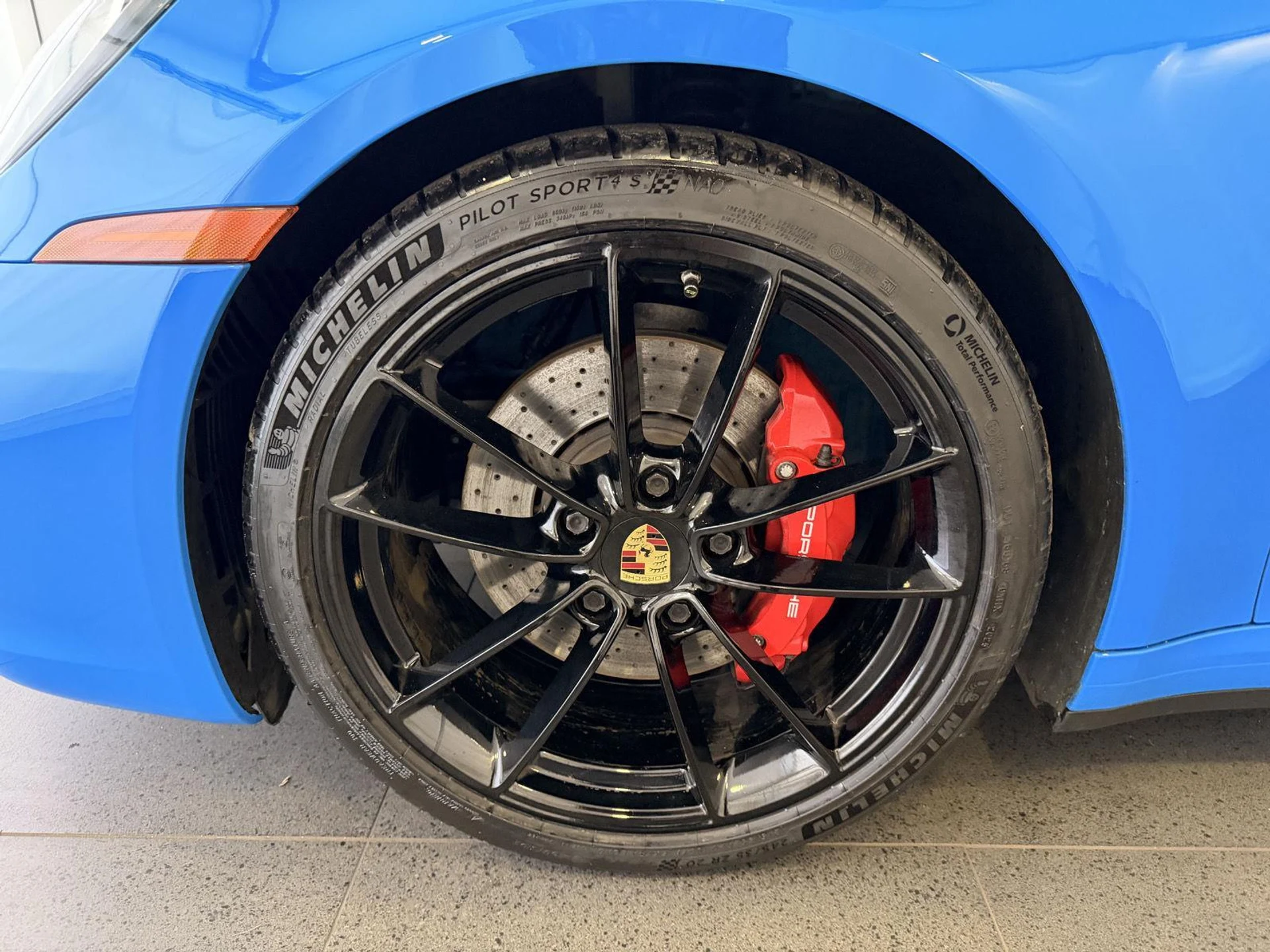 mph010_160919440_66d8aa51f80b0ca72e8eaf4343121be0x_6bafe4a69f