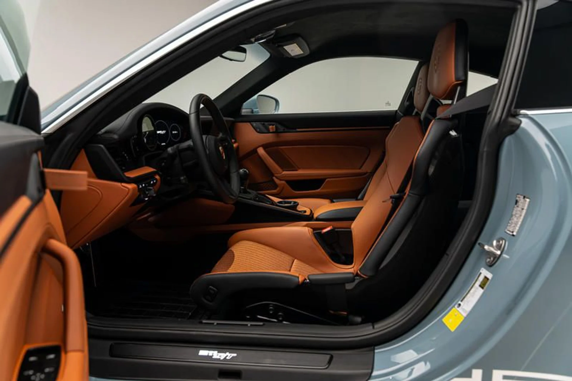 mph010_1611812263_0_F5_F8467_668_B_4029_9114_10_E01_CDF_5915_cad1baf201