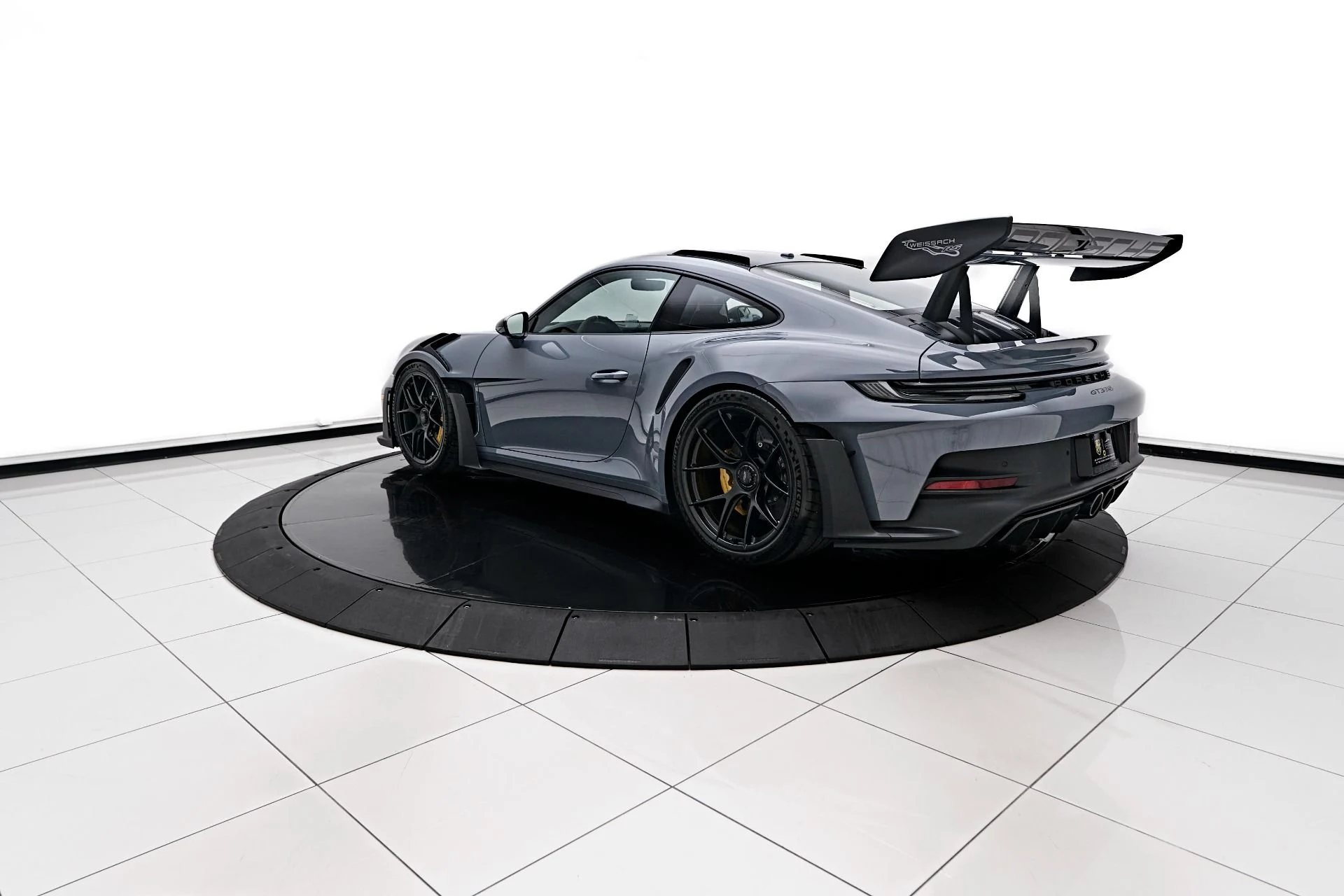 mph010_1612293936_Used_2024_Porsche_911_GT_3_RS_1717031598_542b9e504d