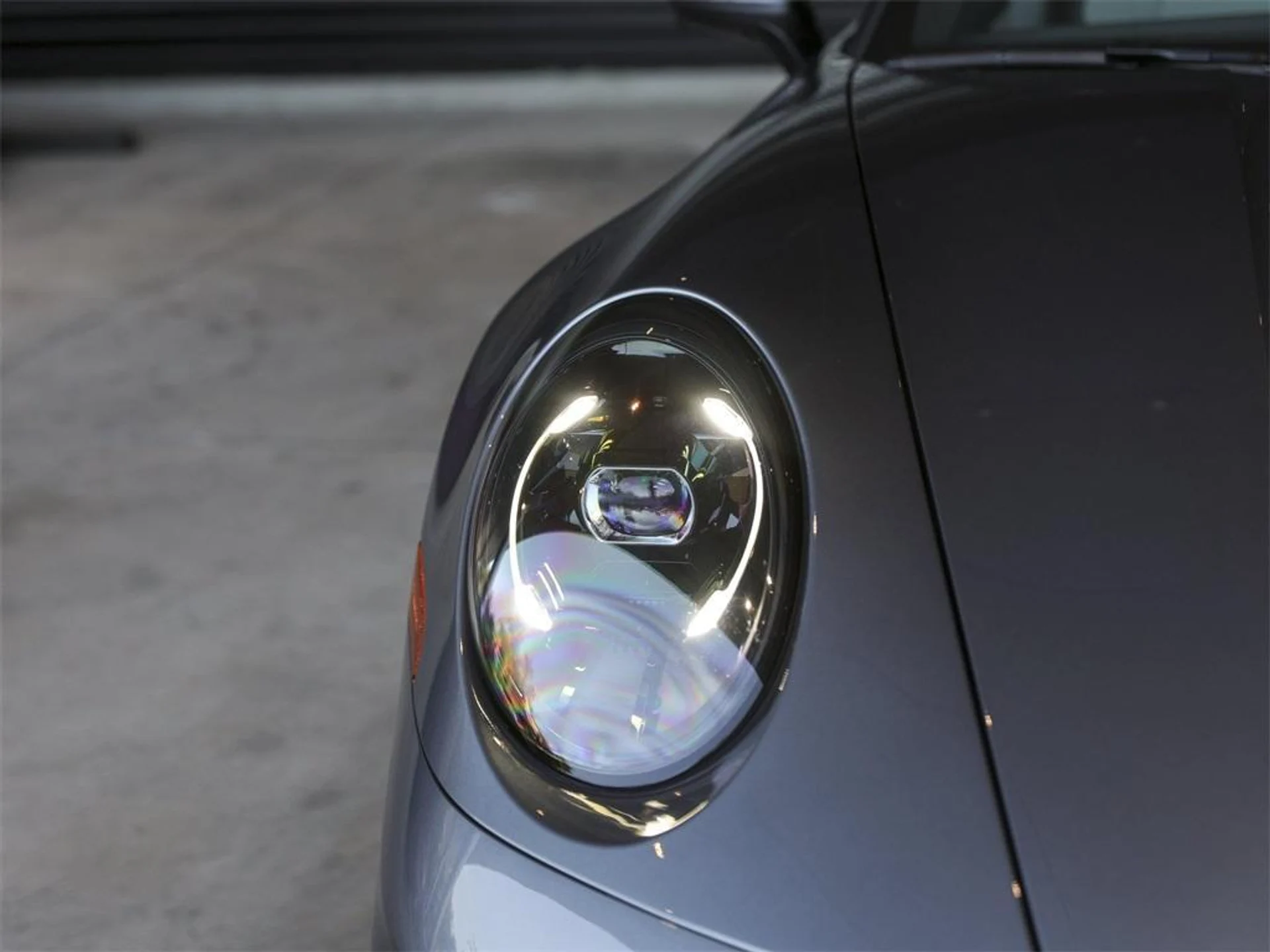 mph010_1616299399_ty_KN_Qy8_Qc_F_w_M_Dtfoox_V_ay28_UA_2ed8254283