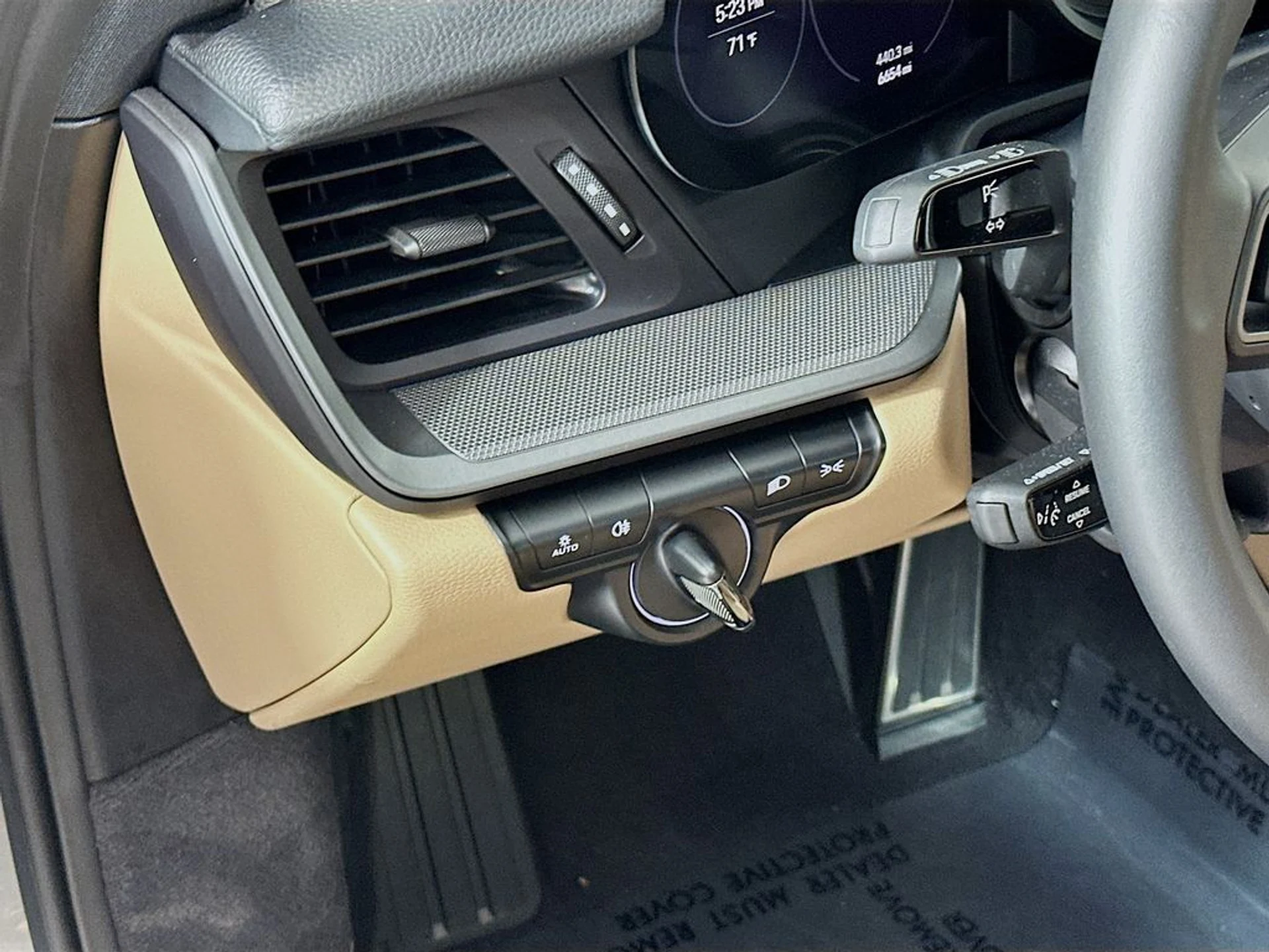 mph010_1617246366_2d717a91c83d8b4fd7b3e605b7ed9835x_feb59e9cb5