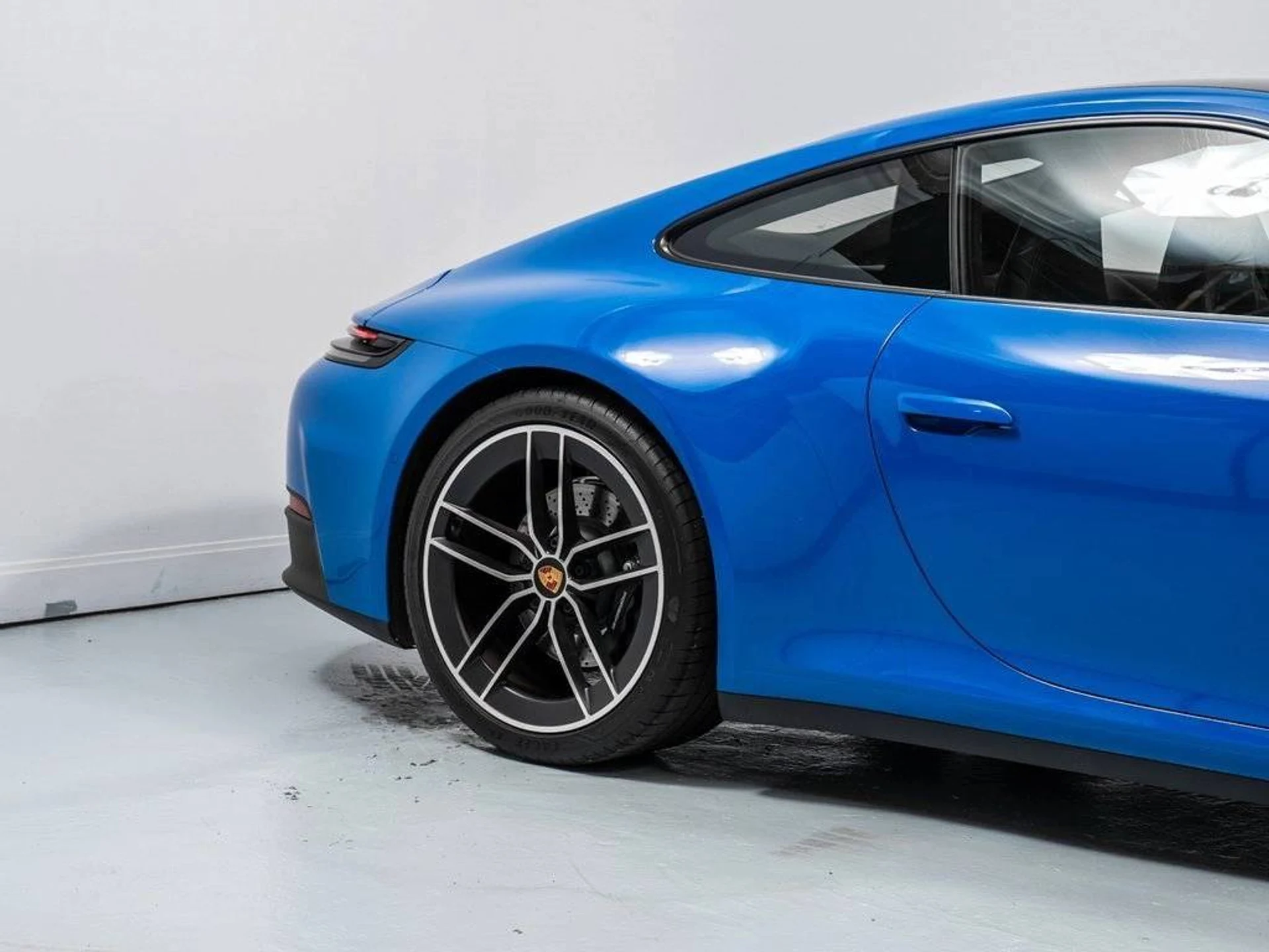 mph010_161934717_b1e3da44b2d25af7d89ea04ca34e4836_5cd28bb44a