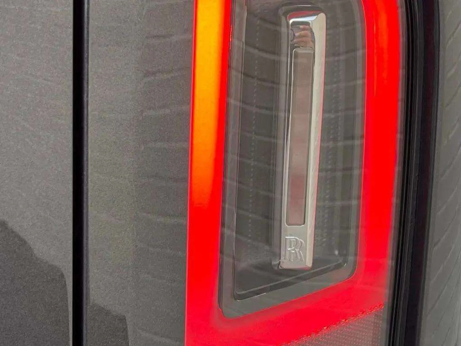 mph010_163012759_trsgabnfpqqyw98luvnpsdbwuvi5_5665ffe917