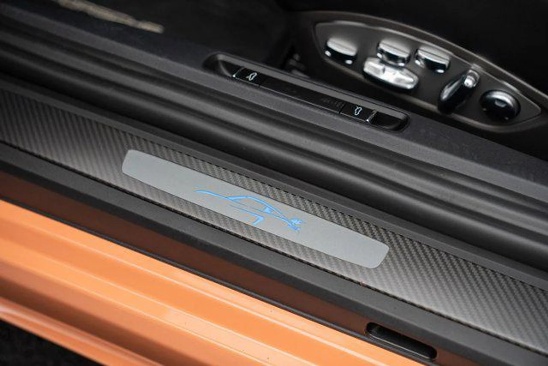 mph010_163721131_sr8_V_Sr_Ot_M9cx_Y4_U_Ky_PVYZ_Dmm_Uiw_89ab634611