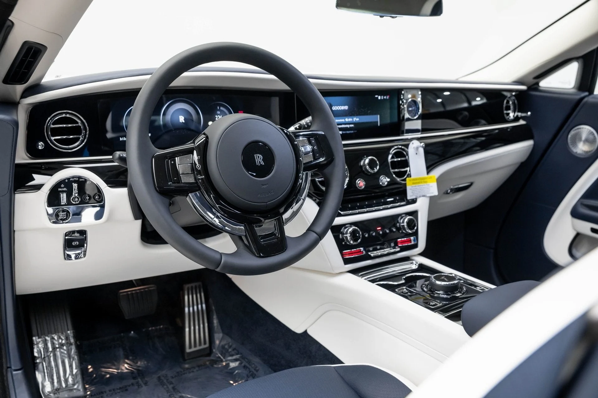 mph010_1639400506_11_a57c5b5d79