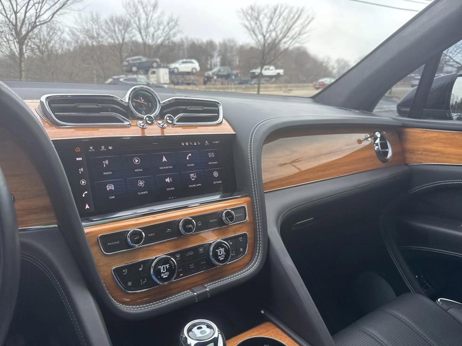 mph010_1640537741_4dce78b6d3c54bd687396c6ad6eabc74_d3422003c0