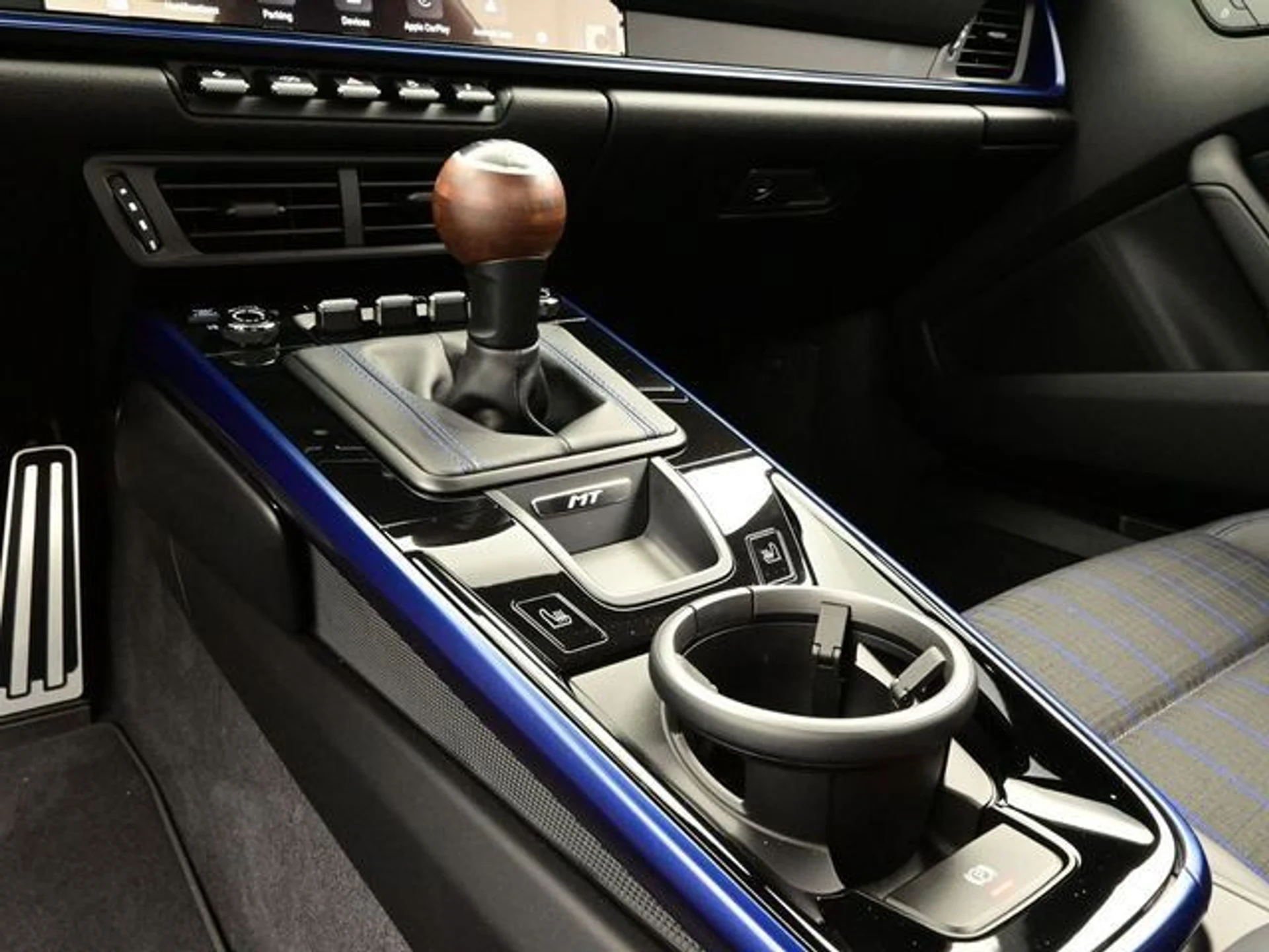 mph010_16511953_d7c5700644960fcaf7de27adb83e28abx_25c414bdfa