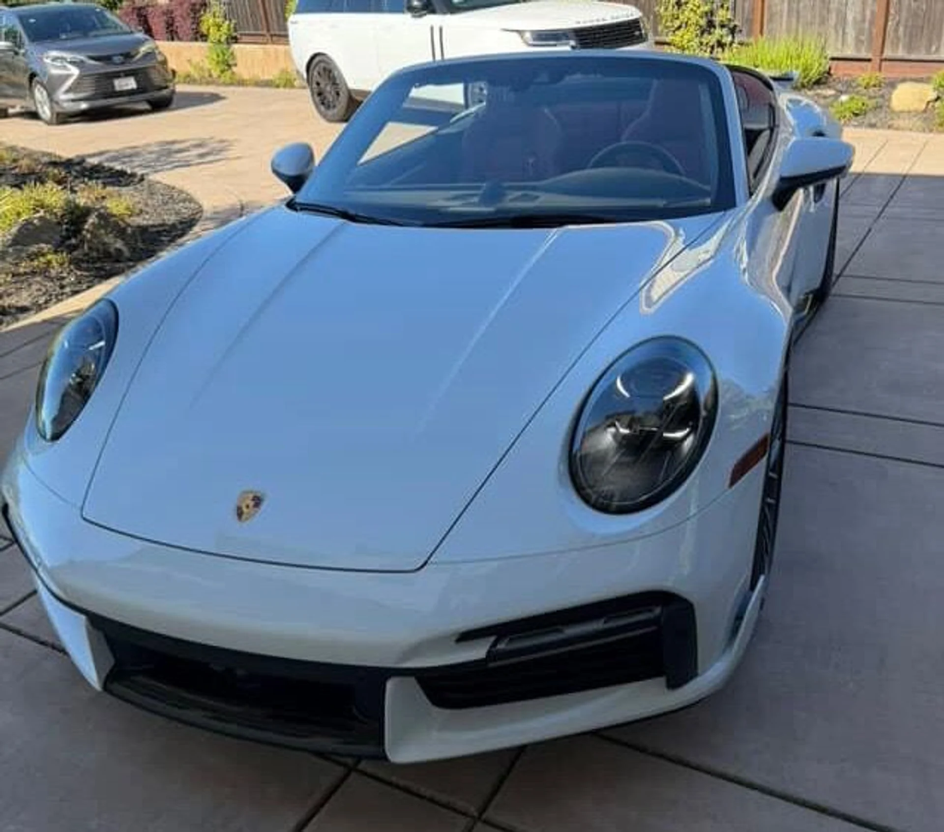 mph010_1651504745_Used_2023_Porsche_911_Turbo_S_1761082592_d0ef820b01