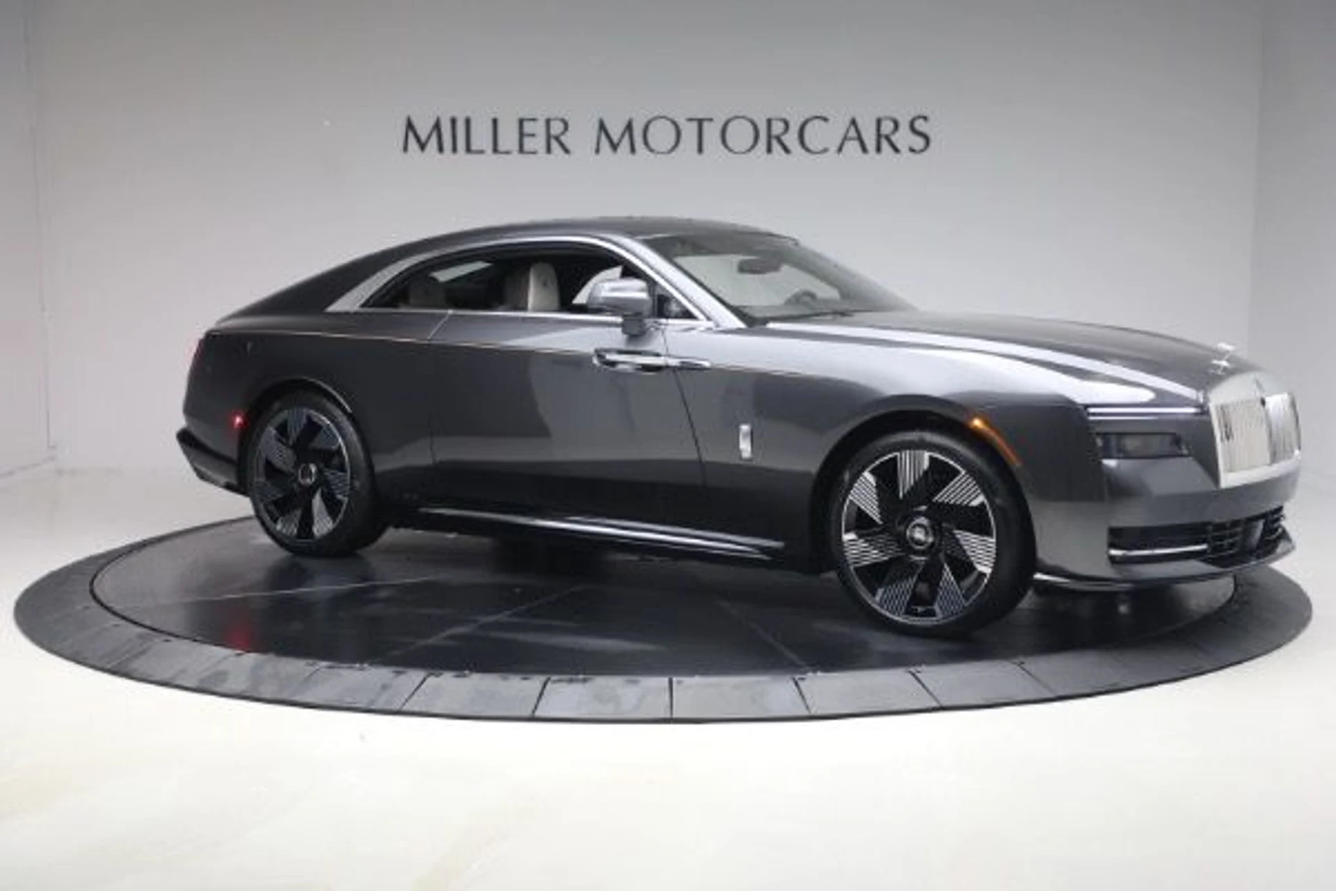 mph010_1653736237_Used_2024_Rolls_Royce_Spectre_519358c99e