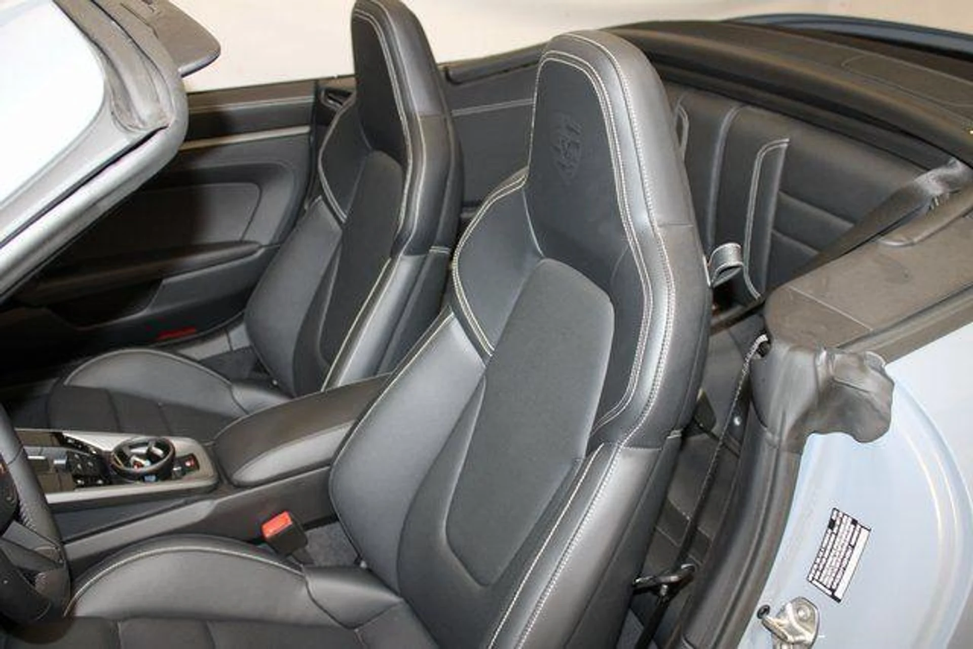 mph010_1664810390_Z_o_Sdvvw_V_Wsml_ZZZF_01qo_g9_Y_c6a8d1e0c8