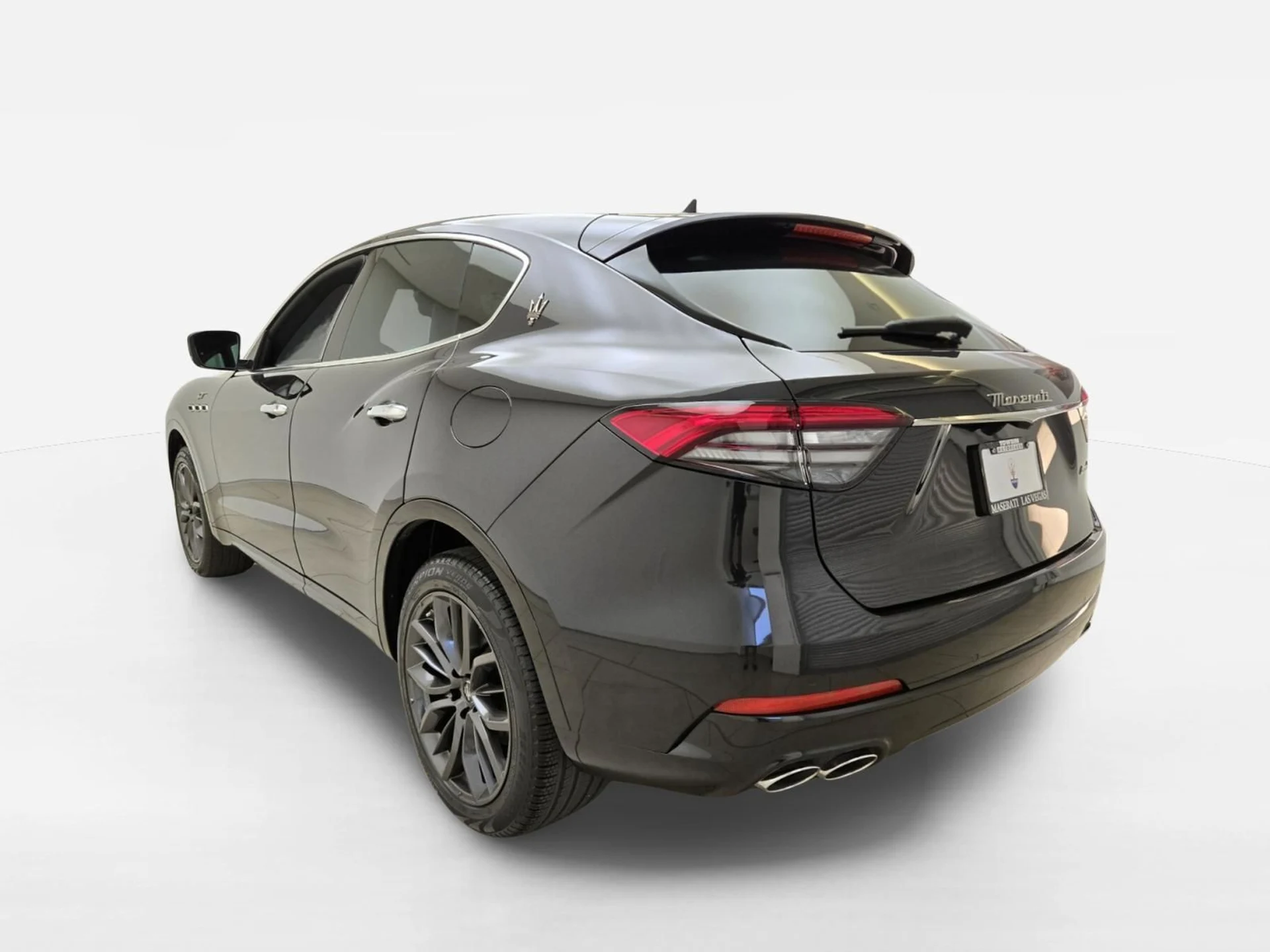 mph010_1669900133_Used_2024_Maserati_Levante_GT_1777354939_6dfa60782f