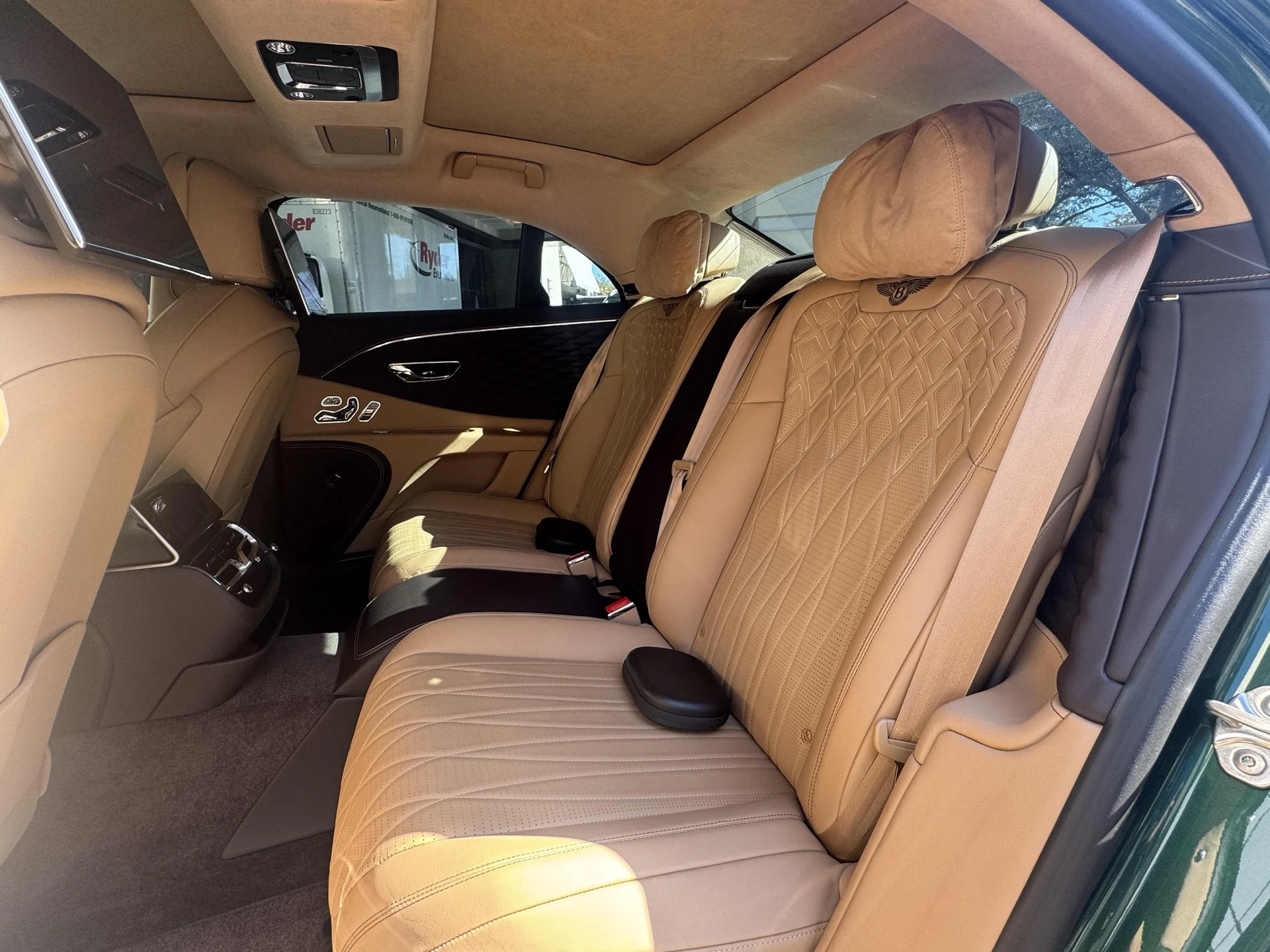 mph010_1671119563_480594322_693aeaa18c4f928eeae3a472_aaf7b178a9