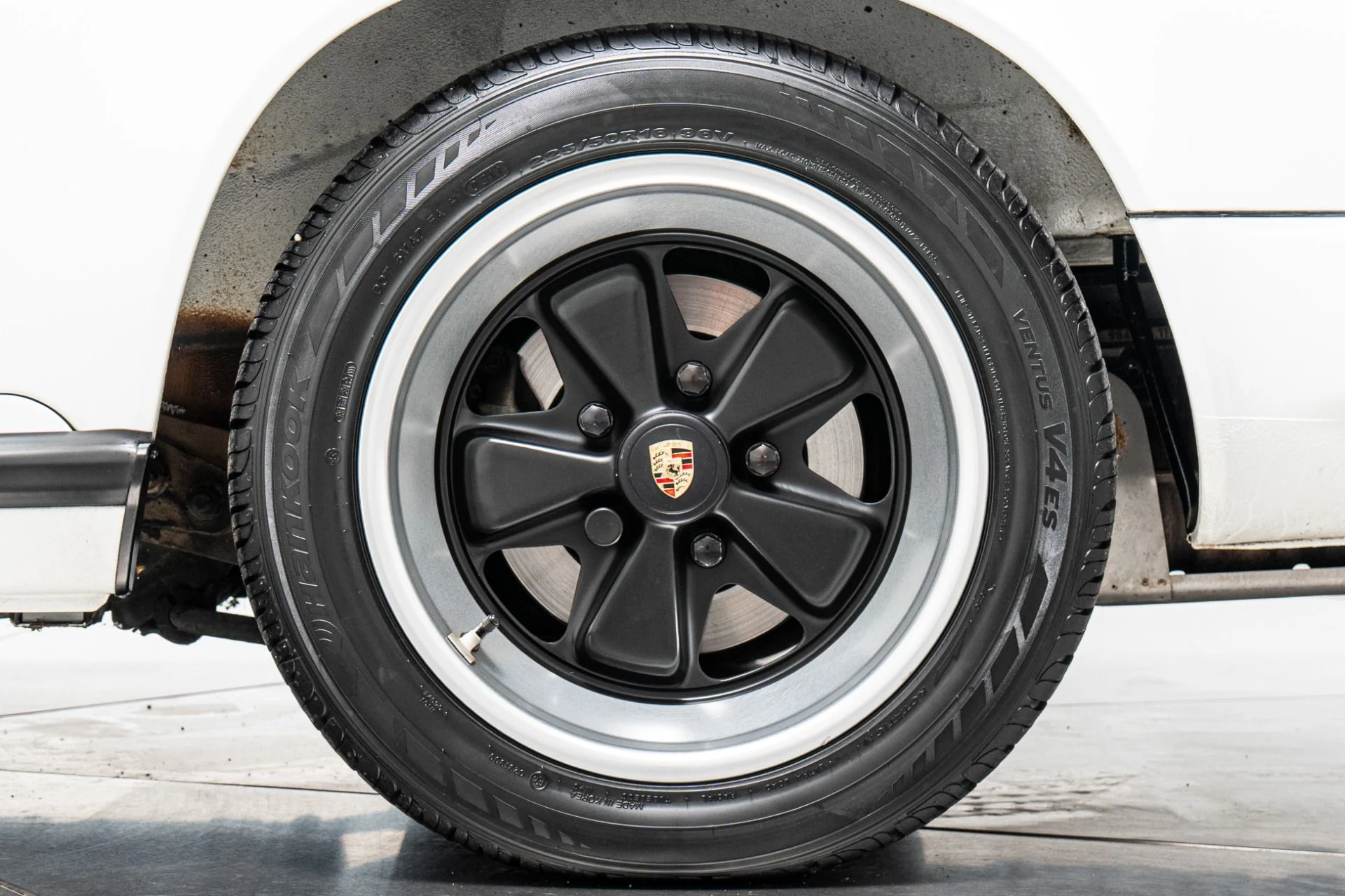 mph010_167708059_Used_1989_Porsche_911_Carrera_1788213145_4470834b1f