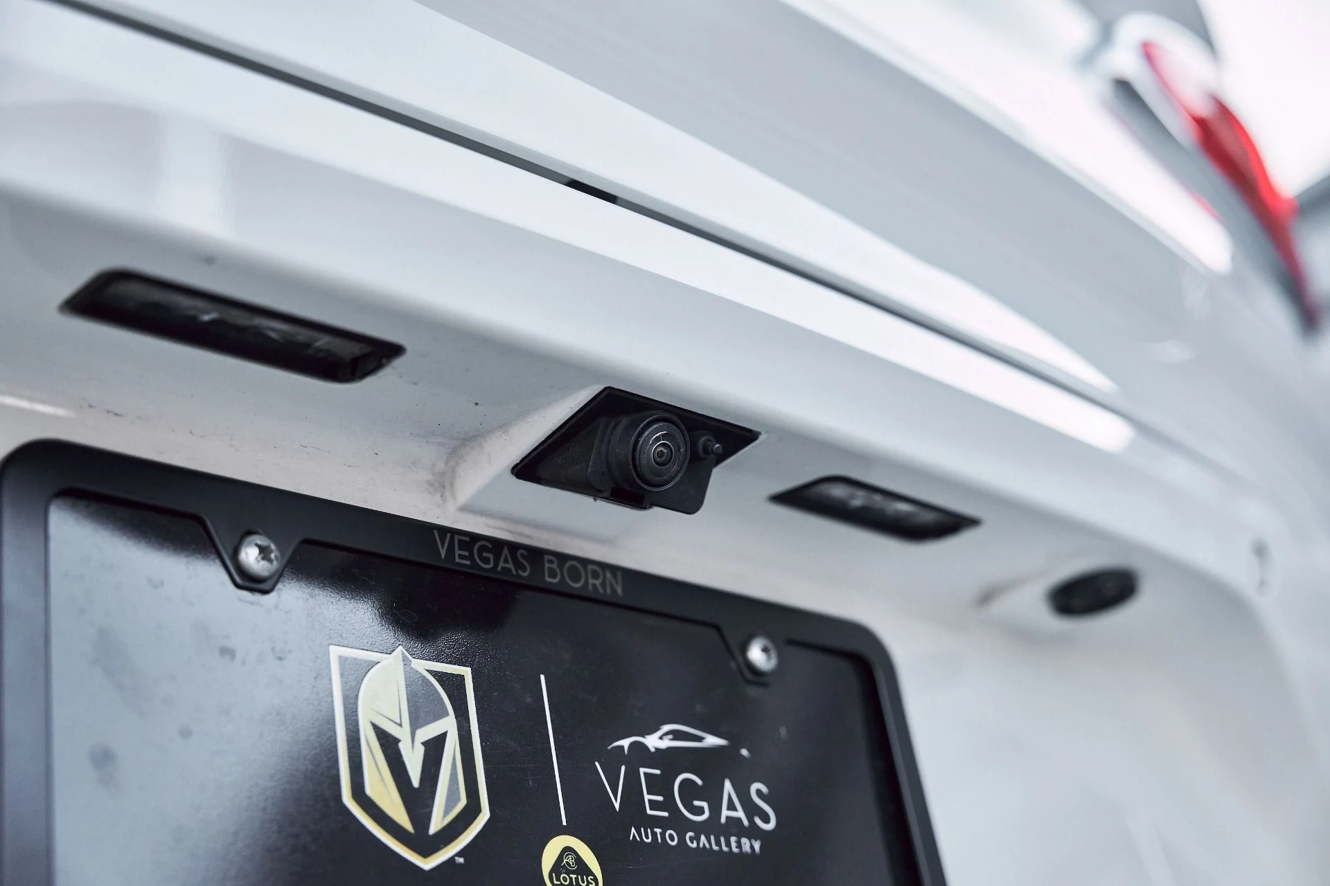 mph010_1677546150_Used_2022_Bentley_Bentayga_V8_1768246091_508c41e3ca