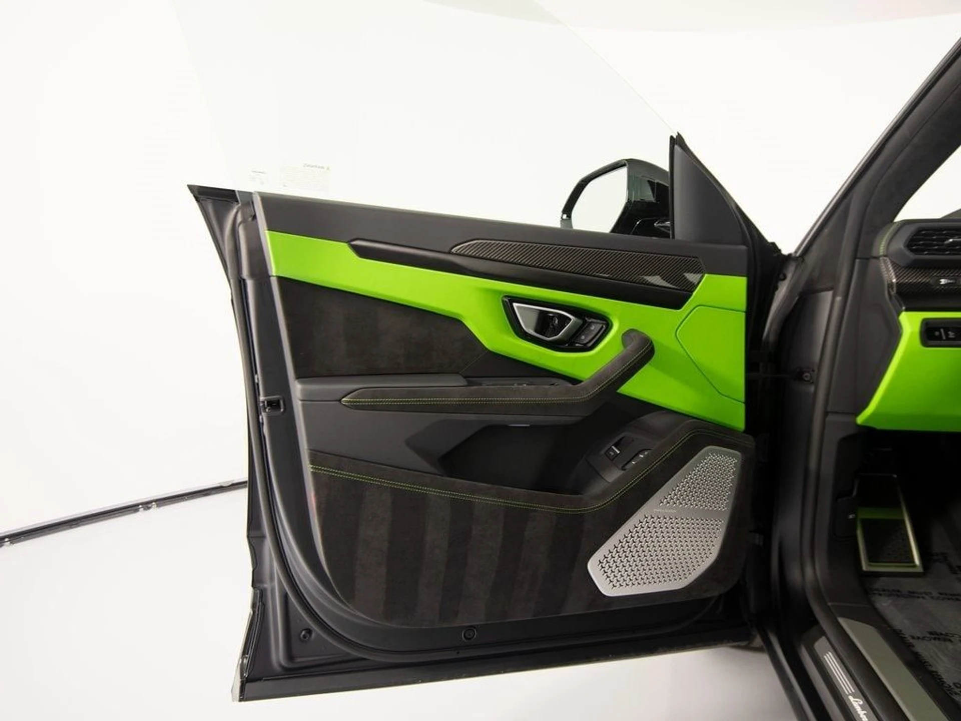 mph010_168080710_ca3e591b7862ee8745d7823164711453x_764986add6