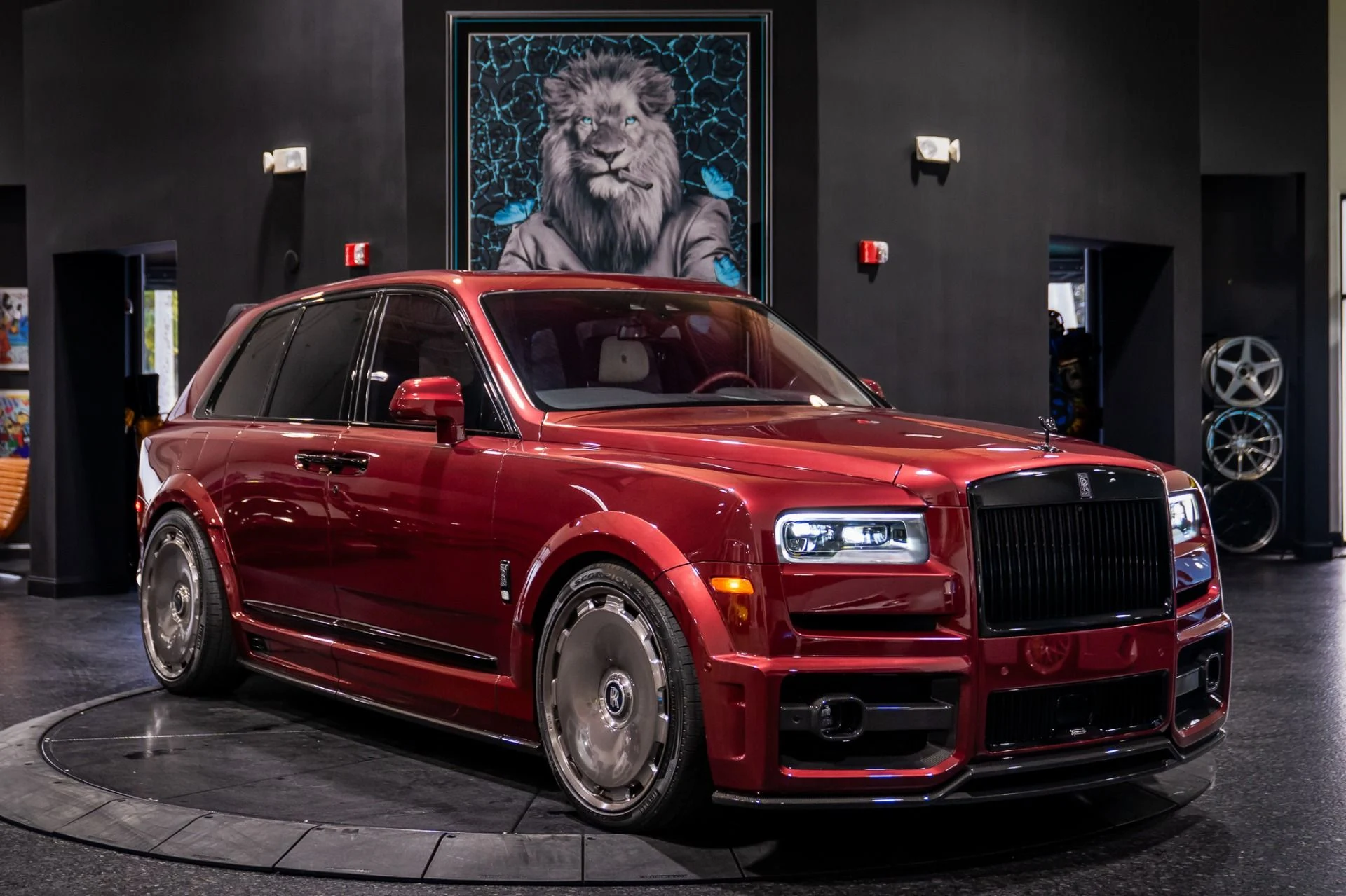 mph010_1688951623_Used_2022_Rolls_Royce_Black_Badge_Cullinan_Urban_Automotive_Widebody_HRE_wheels_1771025281_143581270c