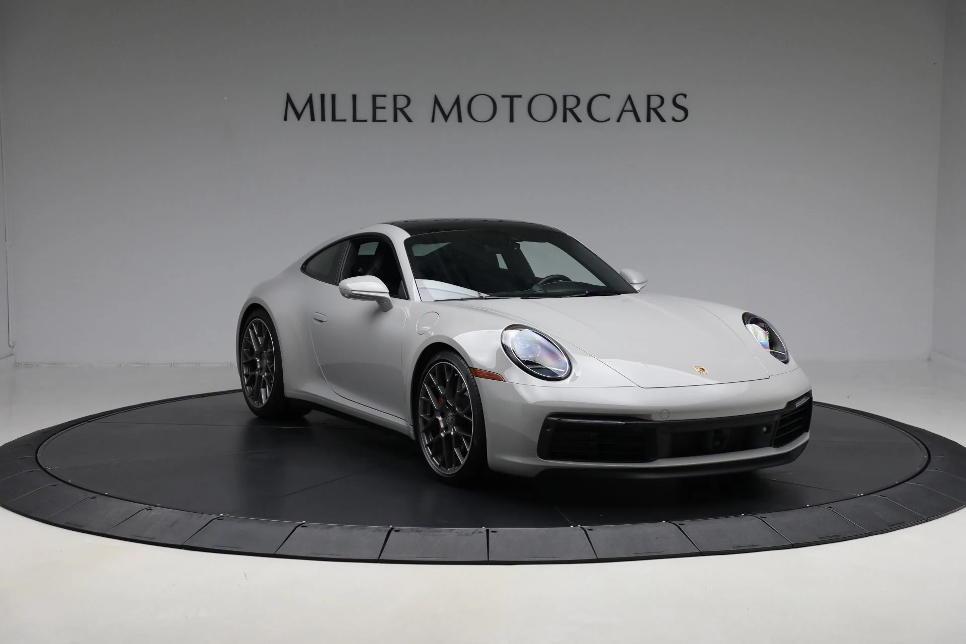 mph010_1692443090_Used_2021_Porsche_911_Carrera_S_1760990631_0538b3fb5e