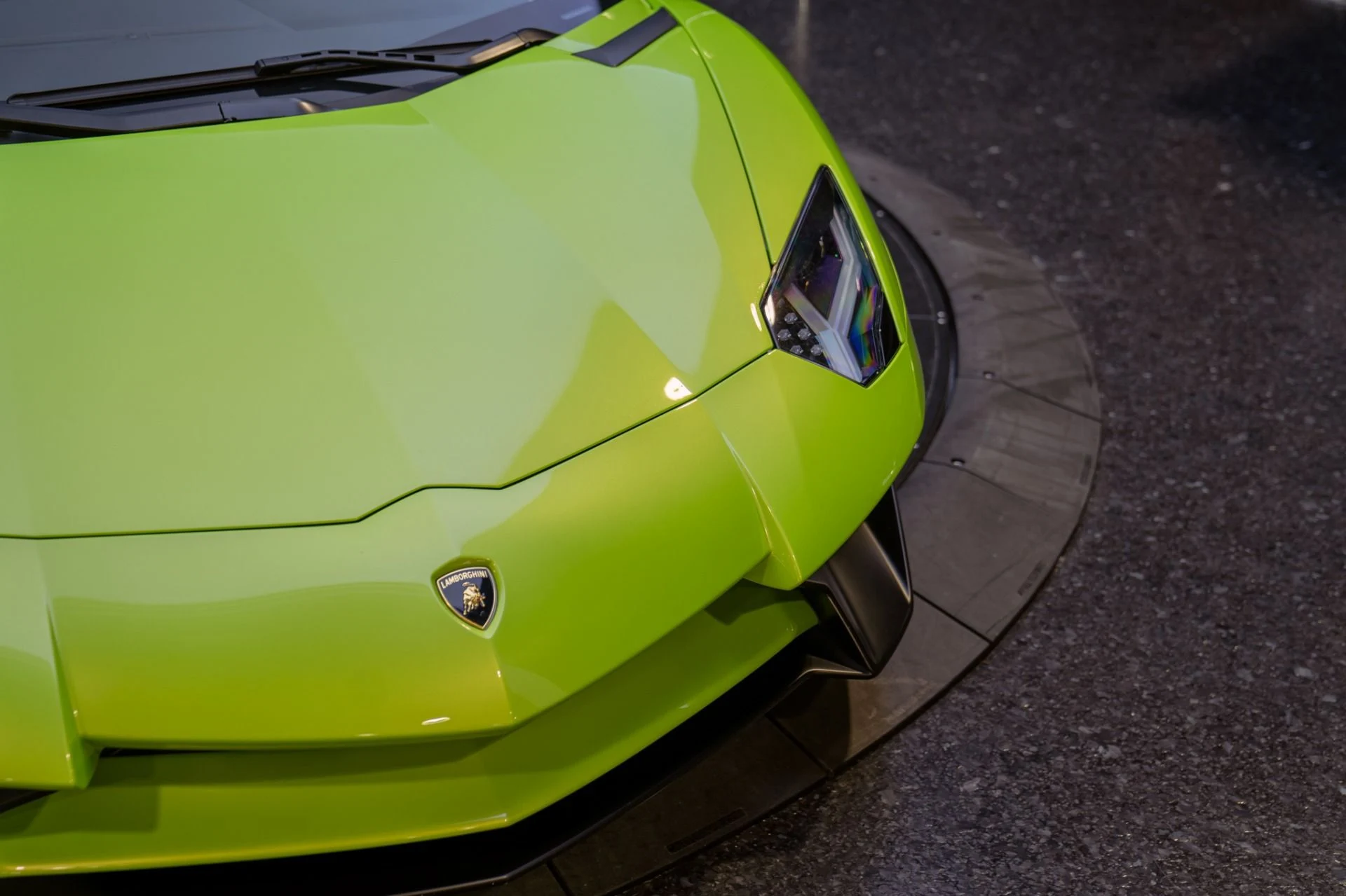 mph010_1696784078_Used_2016_Lamborghini_Aventador_LP_750_4_SV_1791299177_38d3ac5049