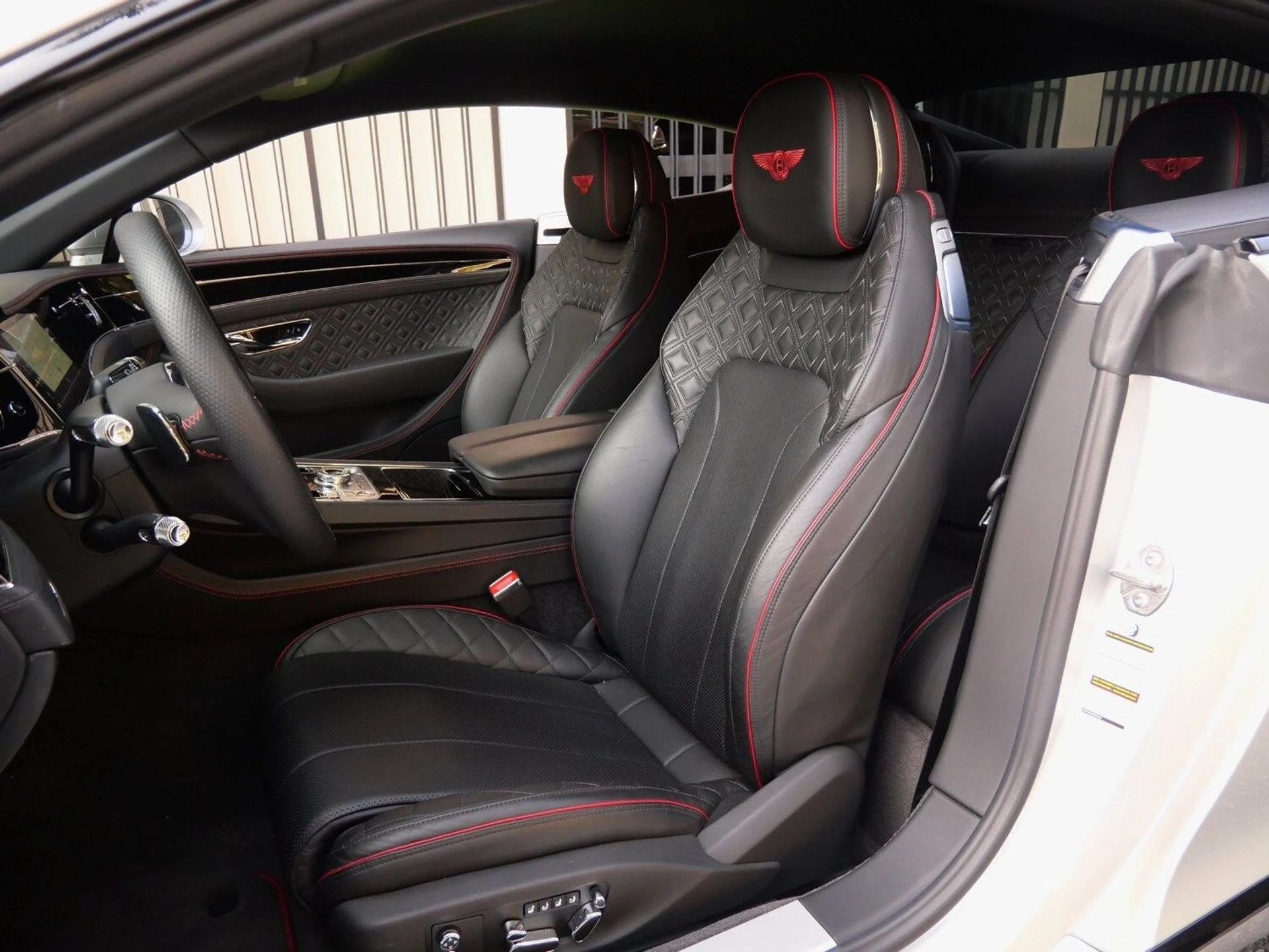 mph010_1699602915_80b2cd3b75dcb15ea38155f13a63692bx_310d15e91e