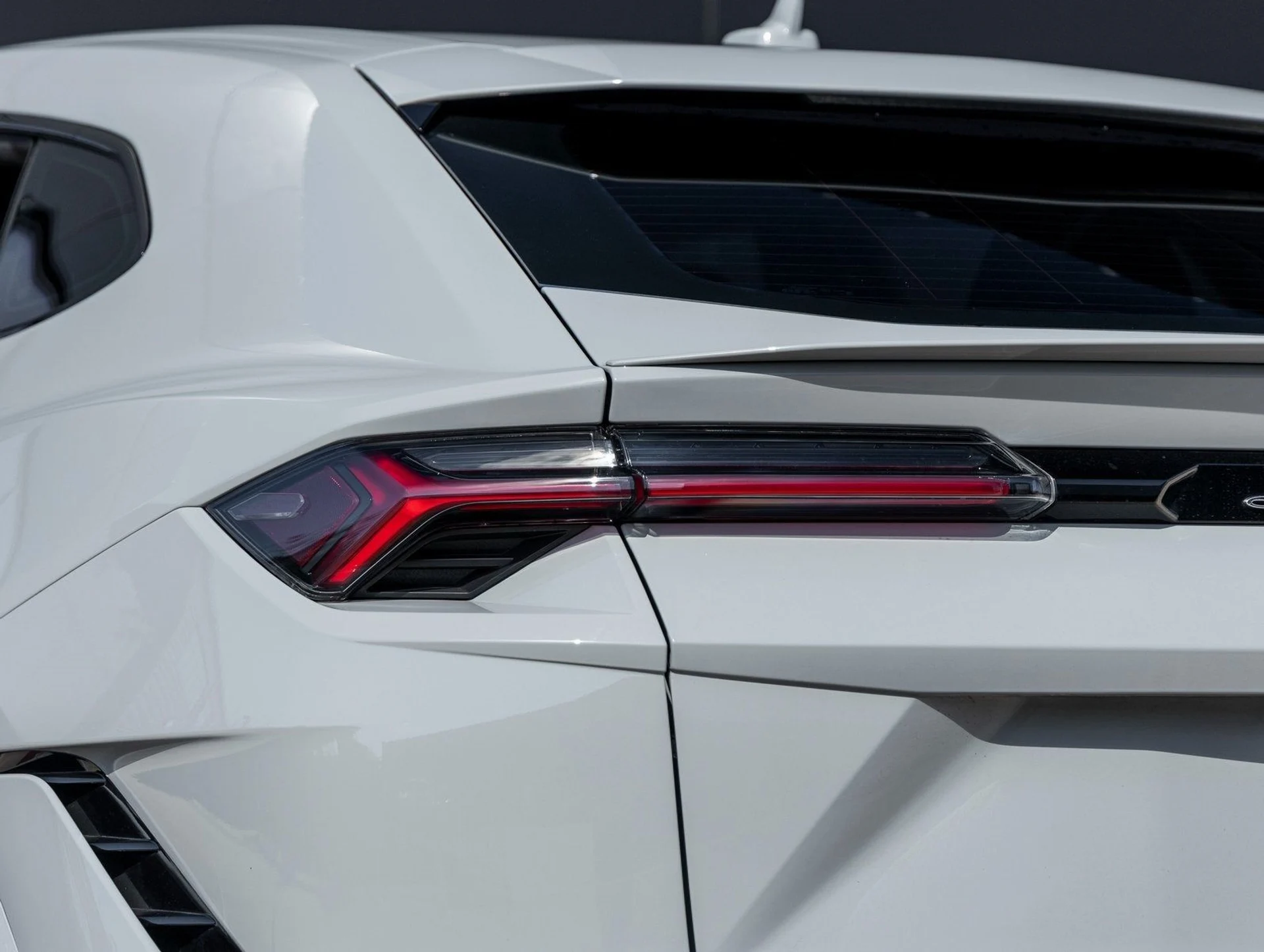 mph010_1703225395_11_a052914209