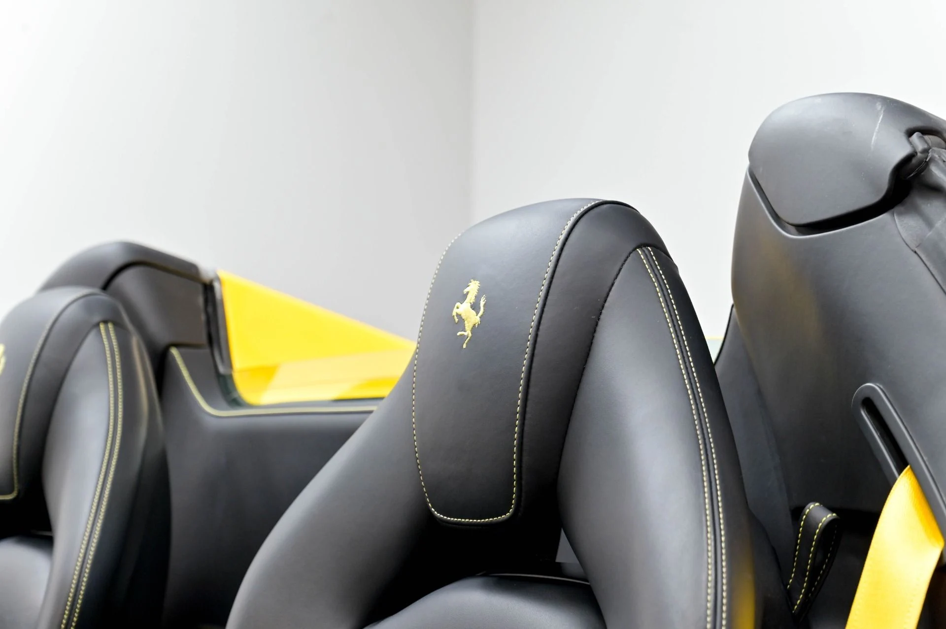 mph010_1714845355_Used_2017_Ferrari_488_Spider_1782250763_b1931598ab