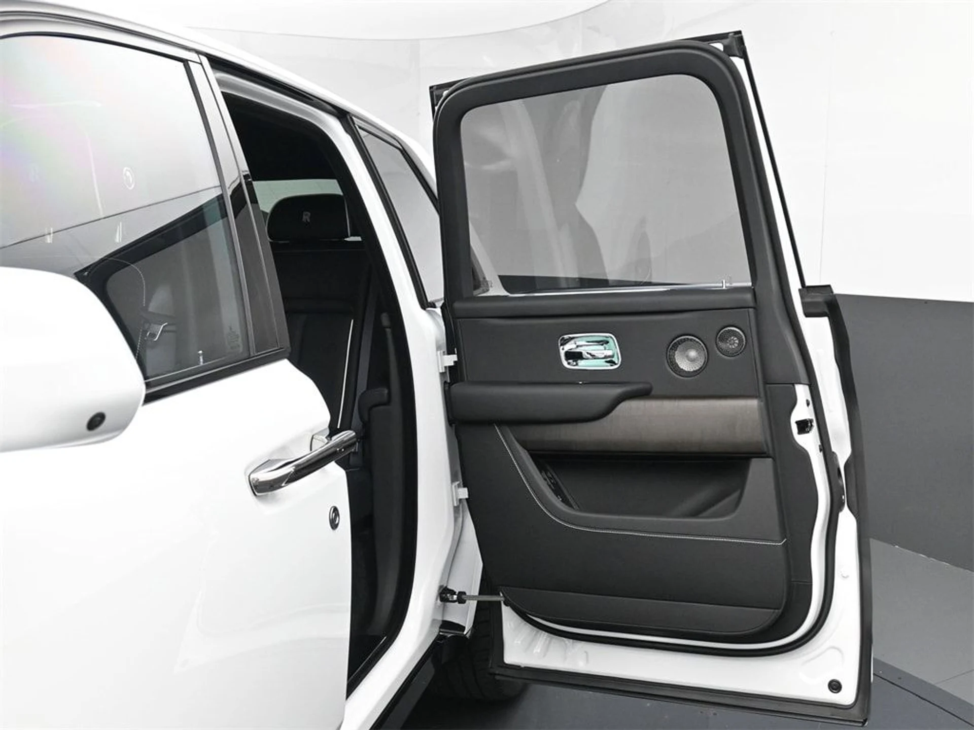 mph010_172290625_d4f22e8b89e0def5636285b5bef676b1x_8dcab28dc2